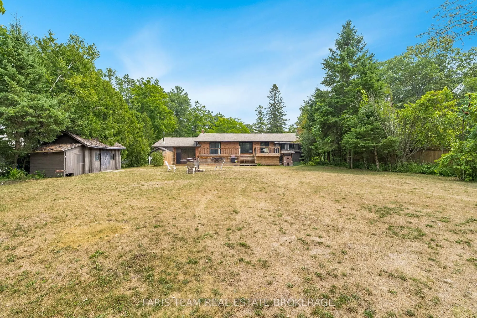 256 Knox Road E