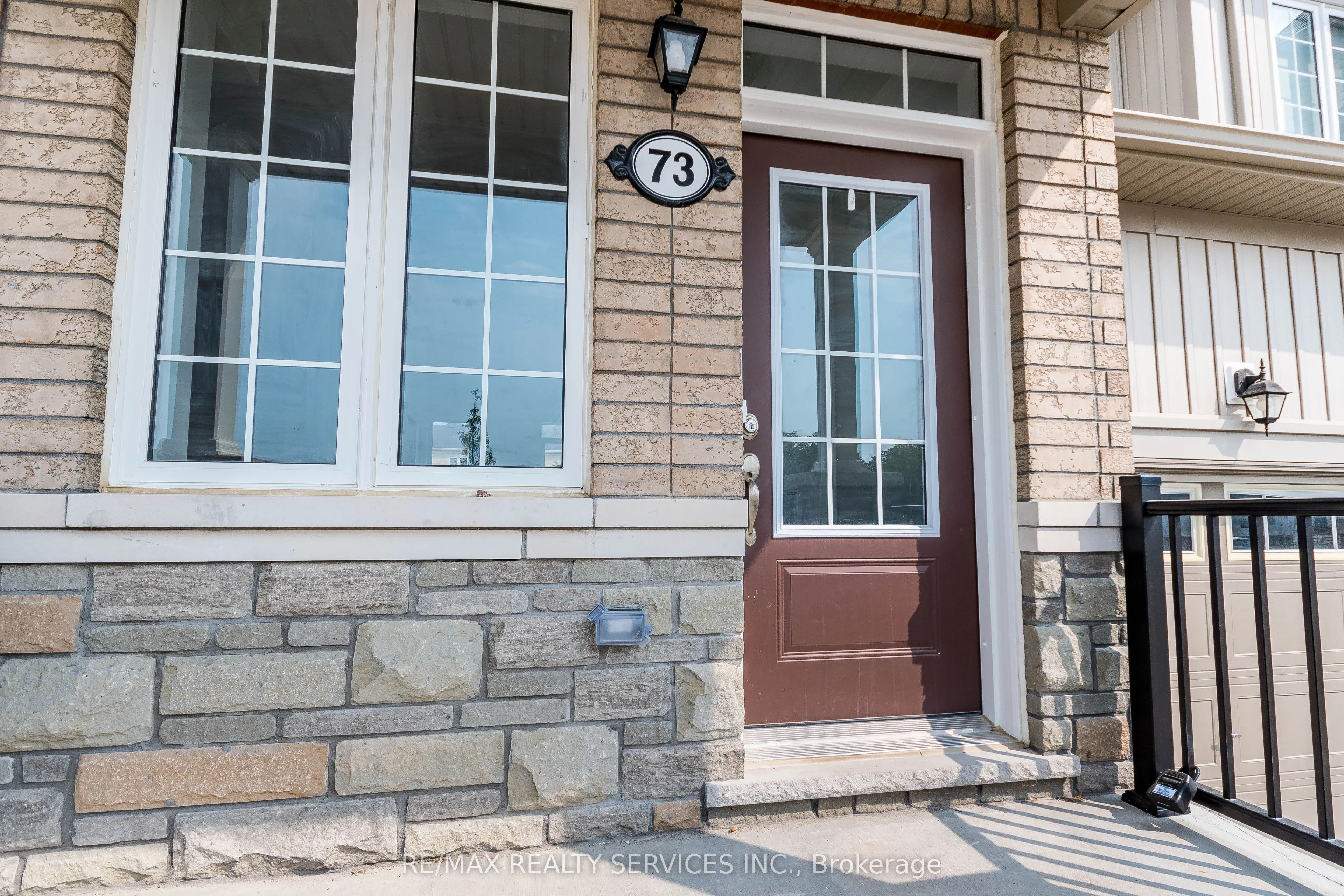 73 Central Square Boulevard