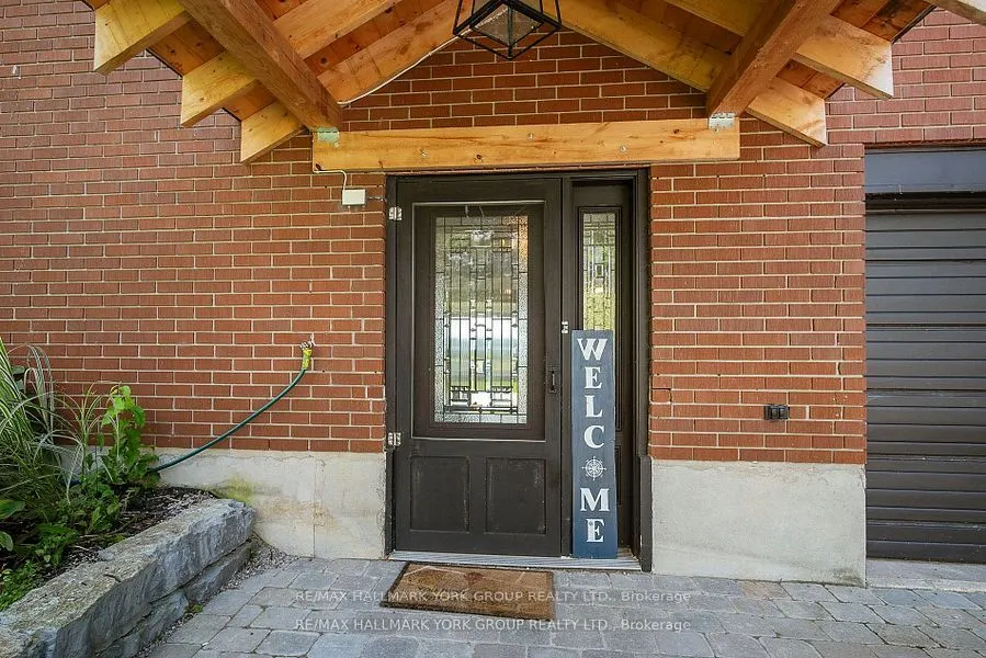 42 Lighthouse Crescent