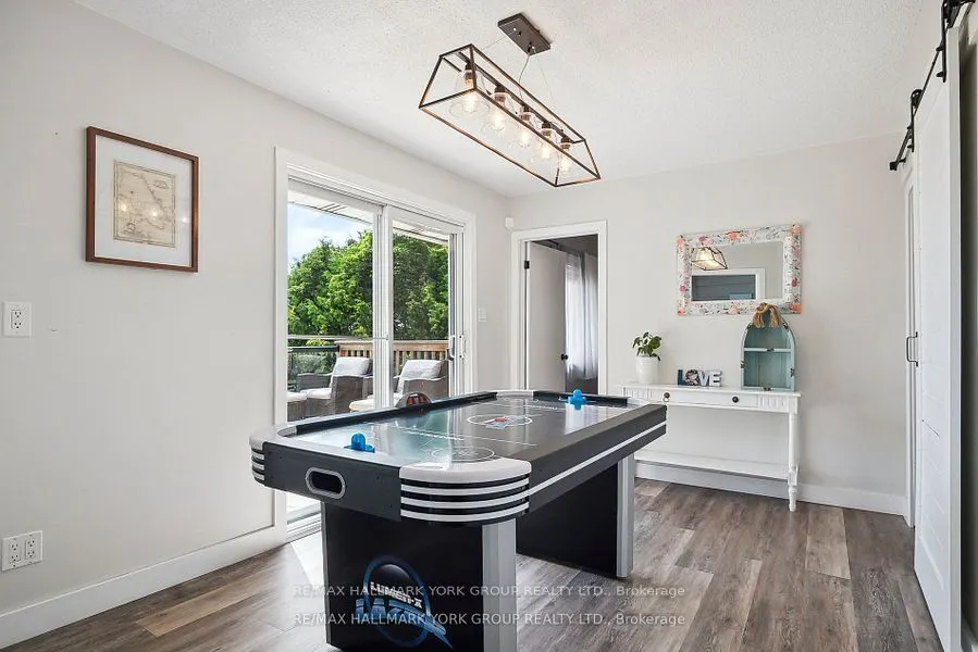 42 Lighthouse Crescent