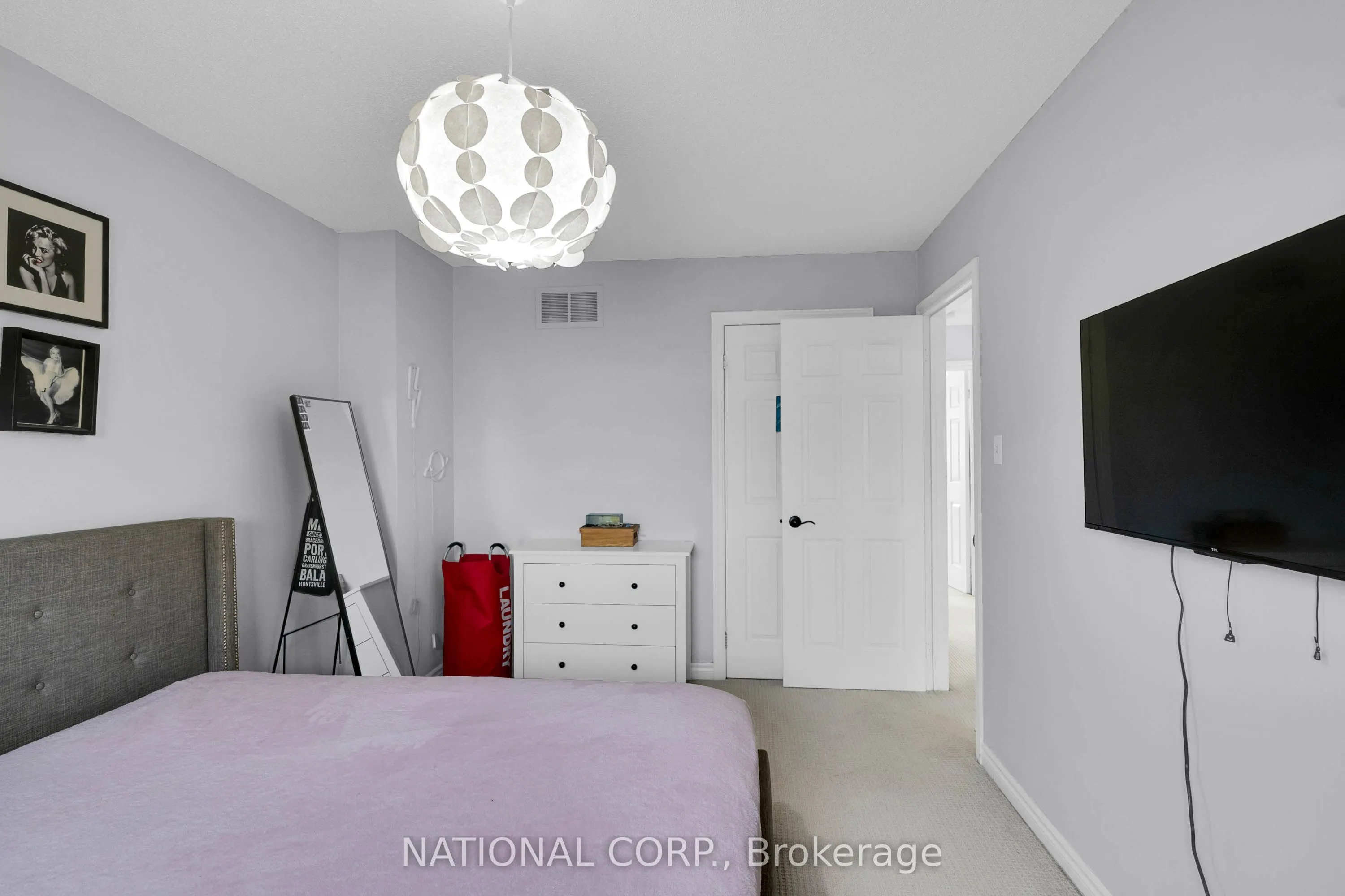 54 Northview Crescent