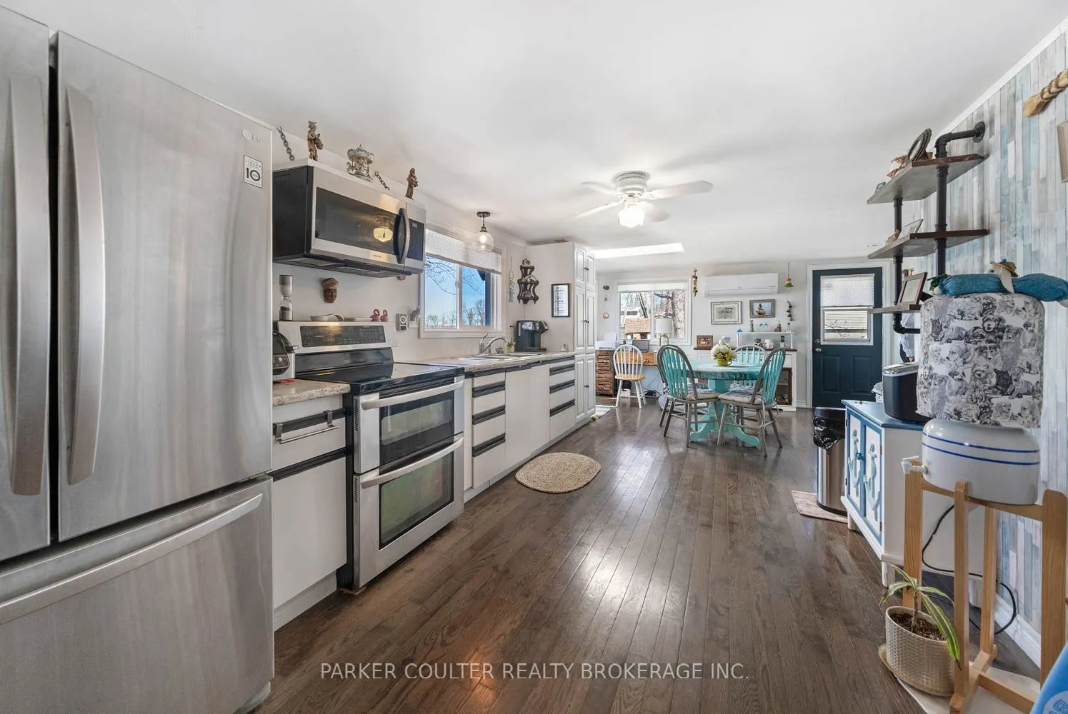 6222 Bluebird Street