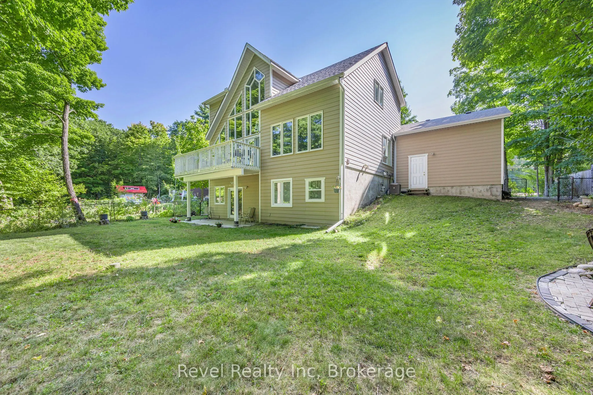 10 MUSQUAKE Court