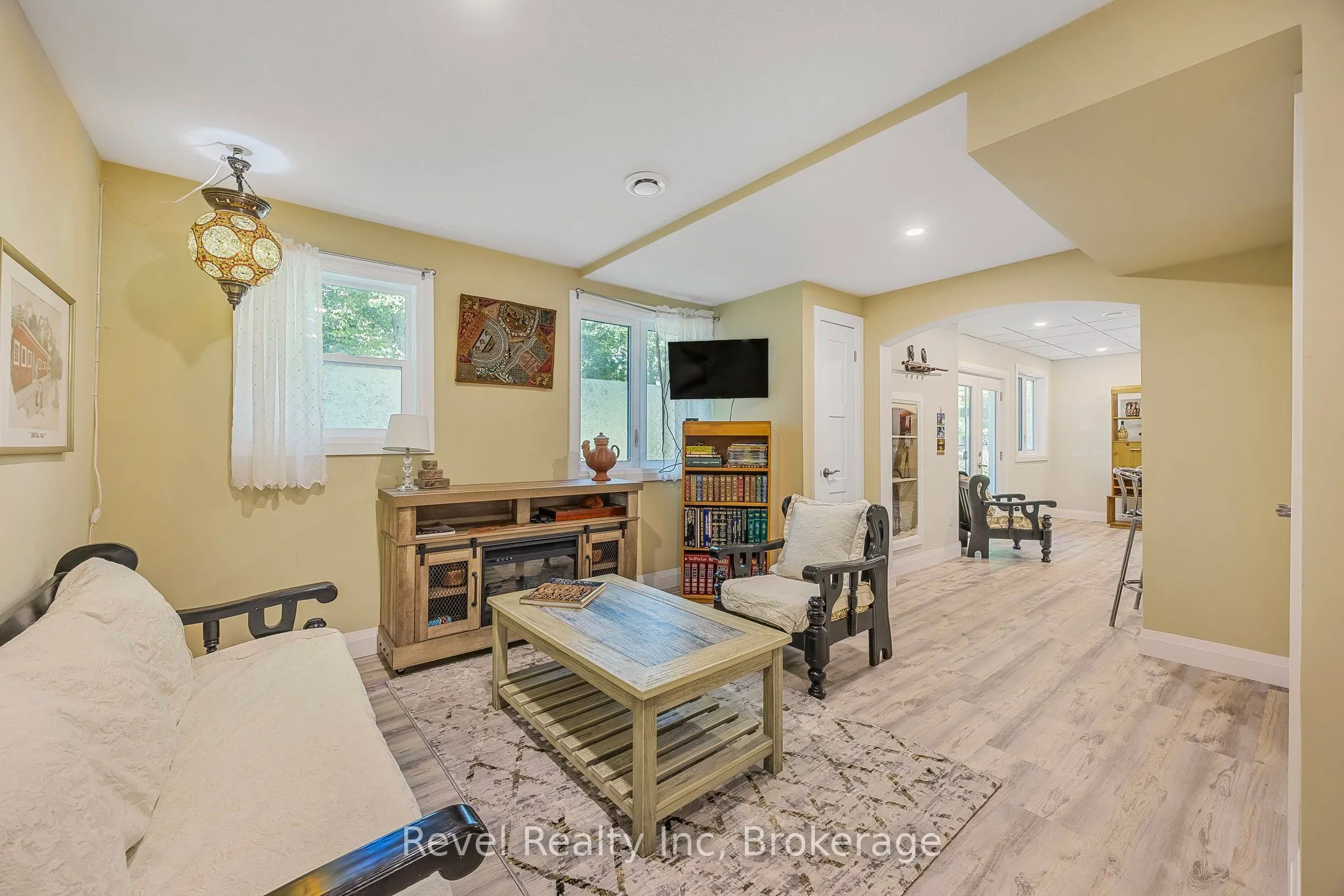 10 MUSQUAKE Court