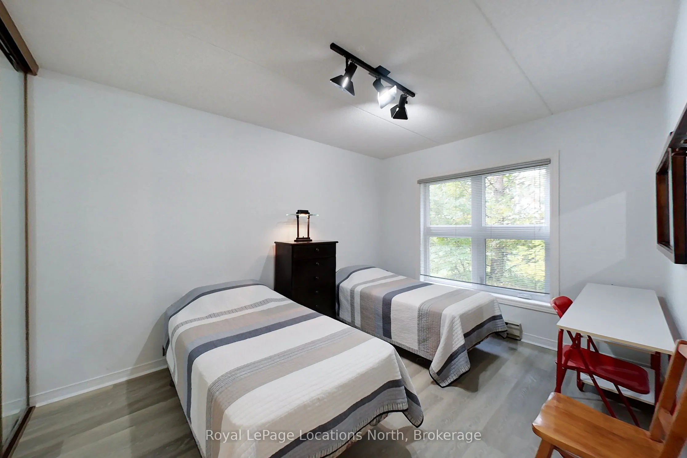 398 Mariners Way, #4