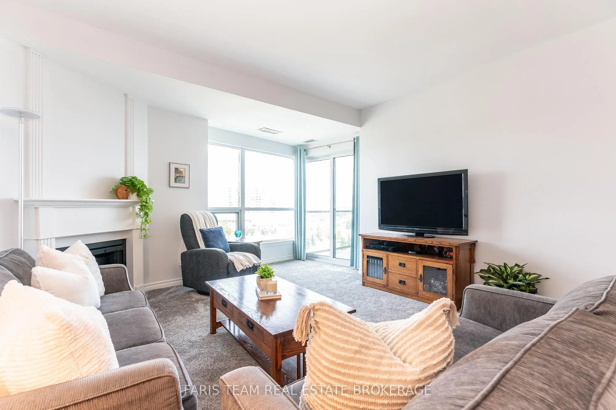 6 Toronto Street, #710