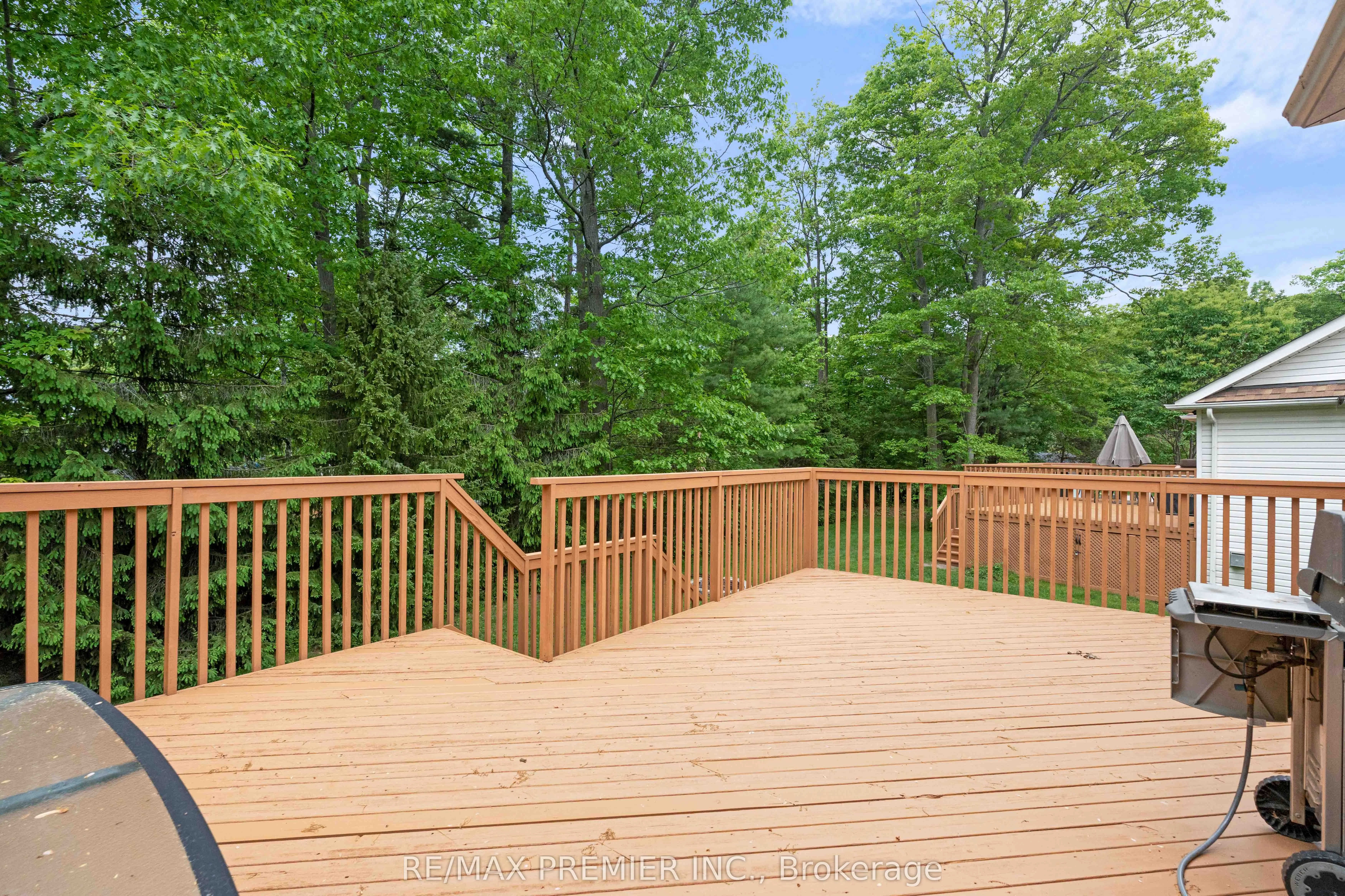 6 Rose Valley Way