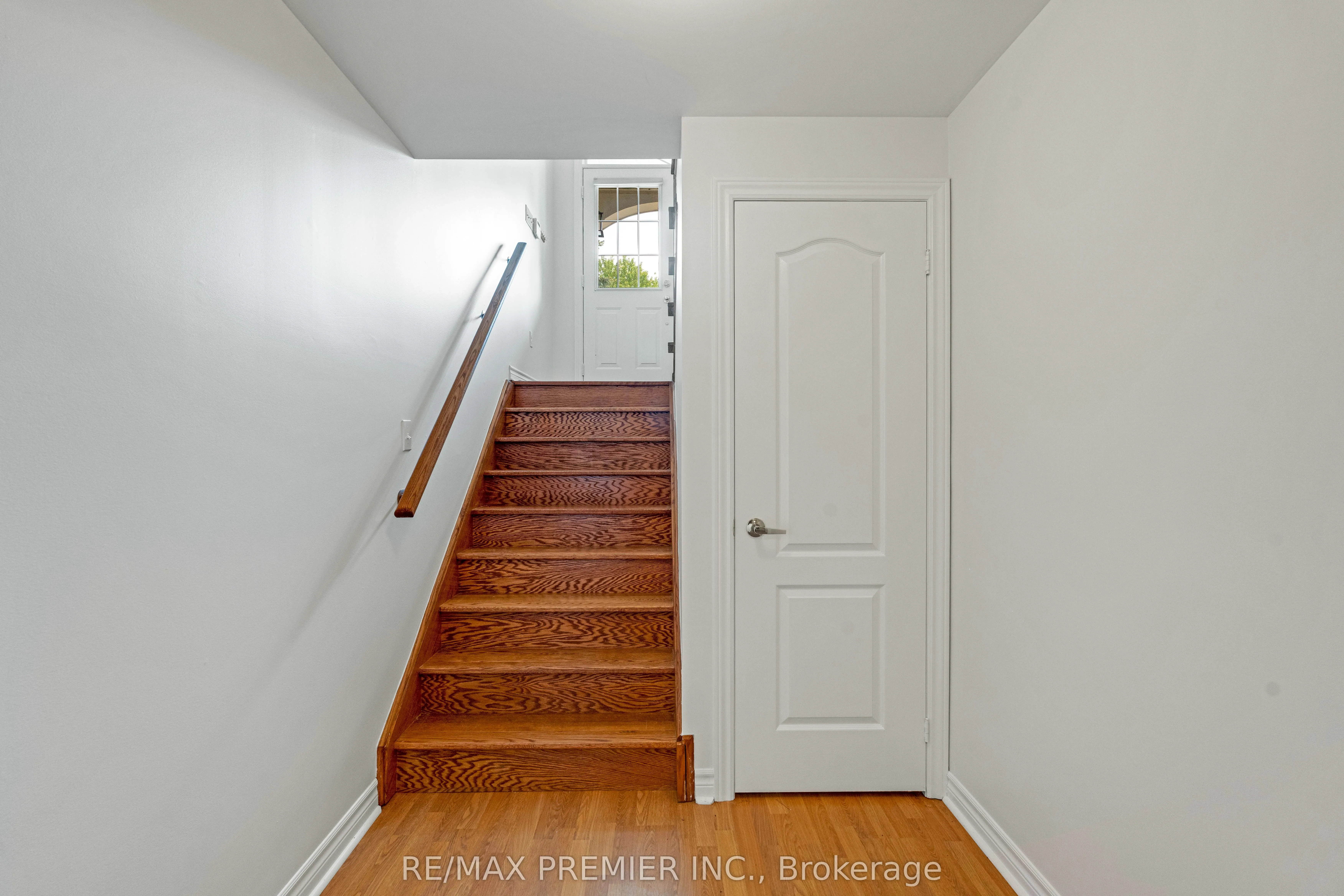 6 Rose Valley Way
