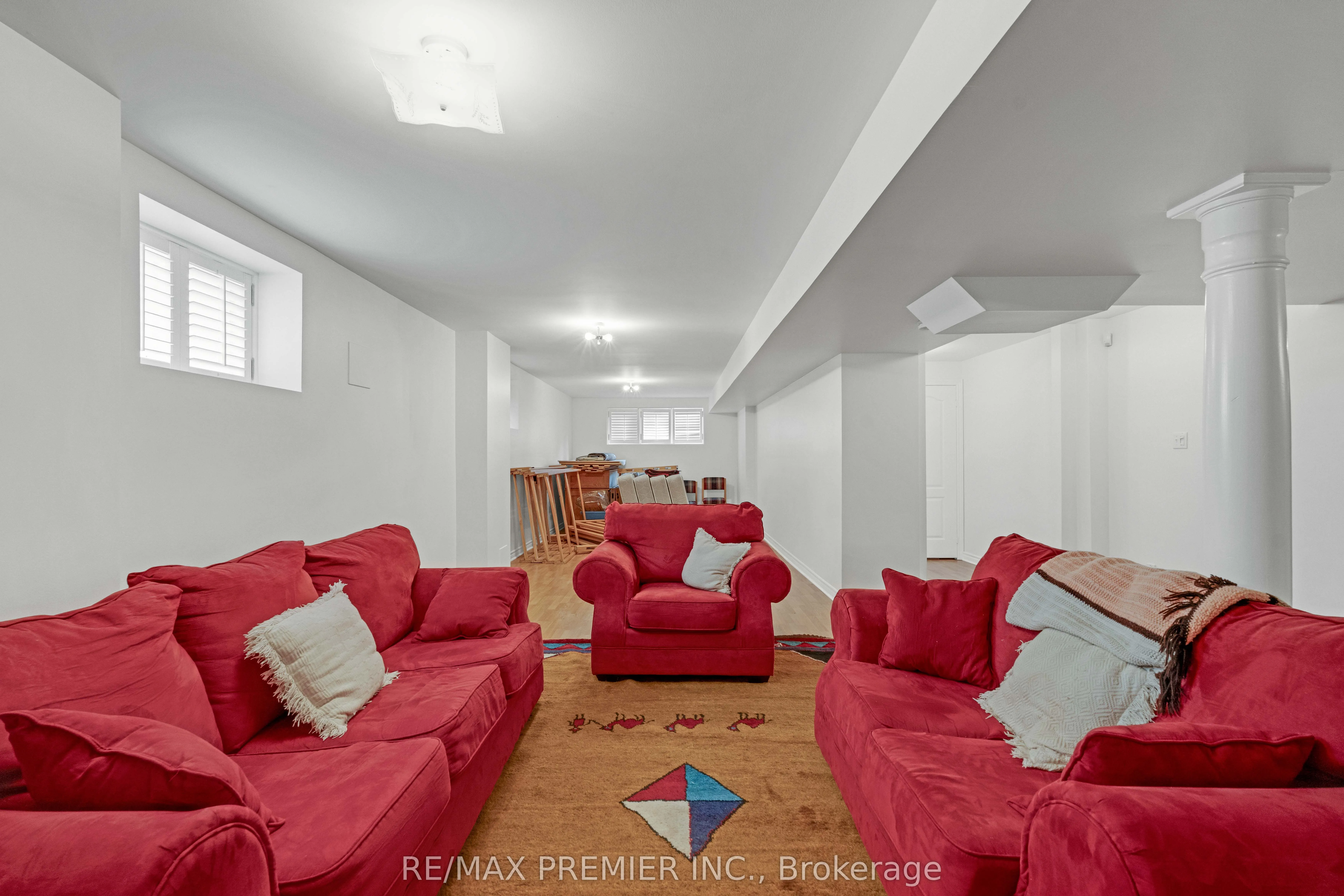 6 Rose Valley Way