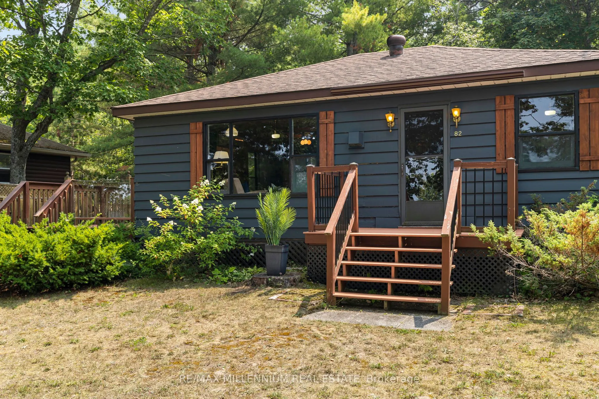 82 Beach Road