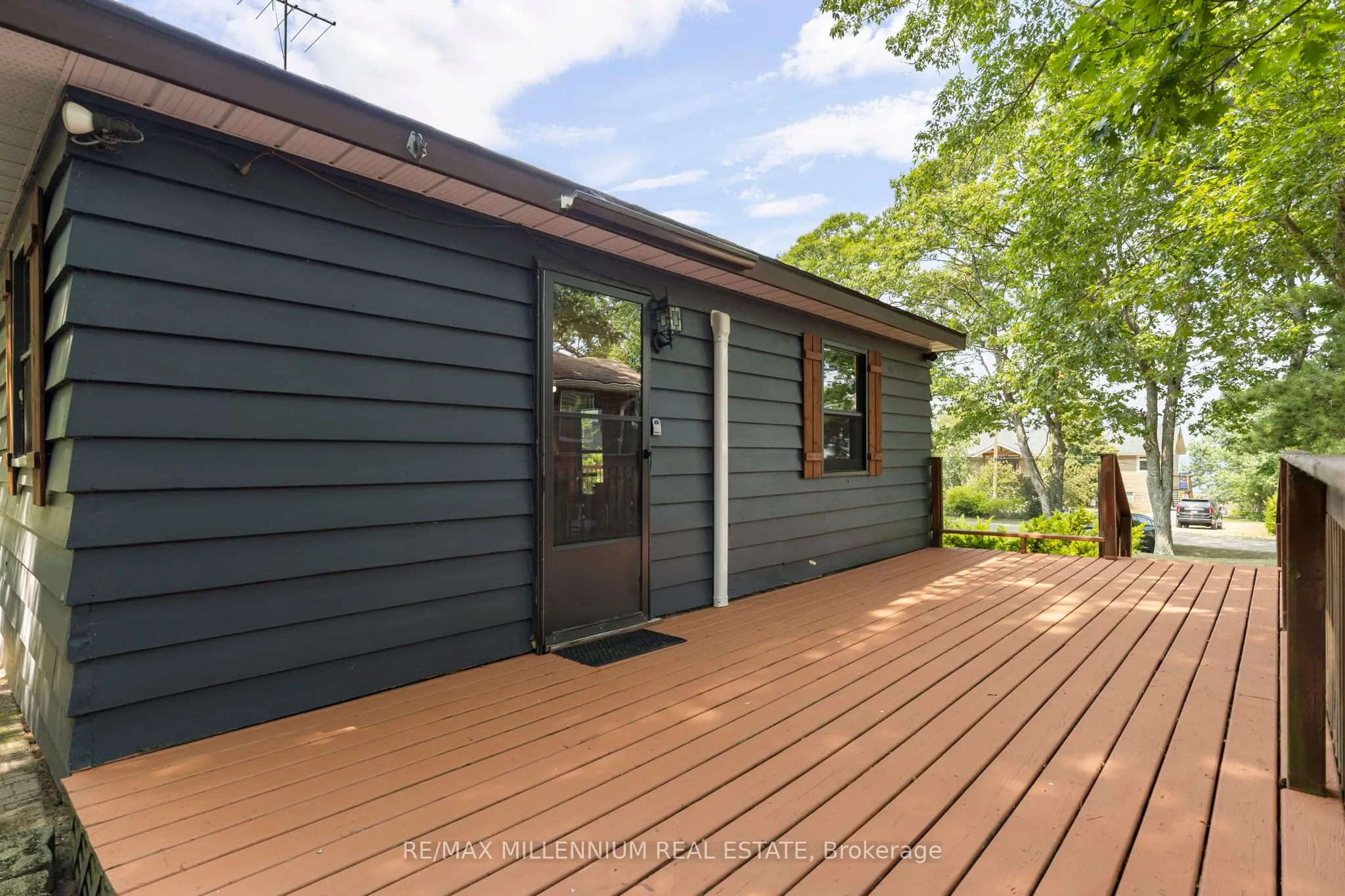 82 Beach Road