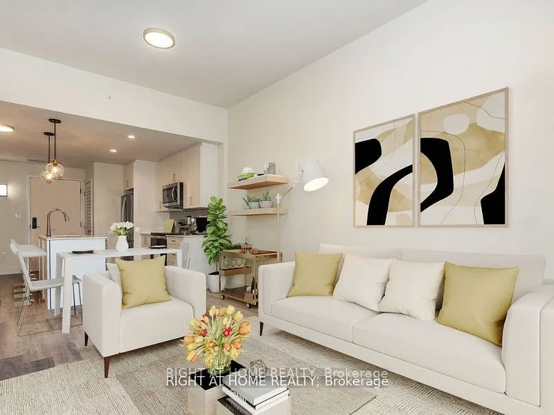 121 Mary Street, #213