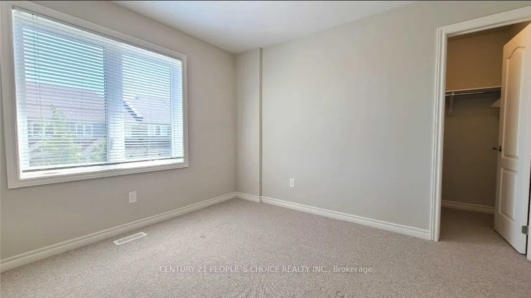 5 Gregory Avenue