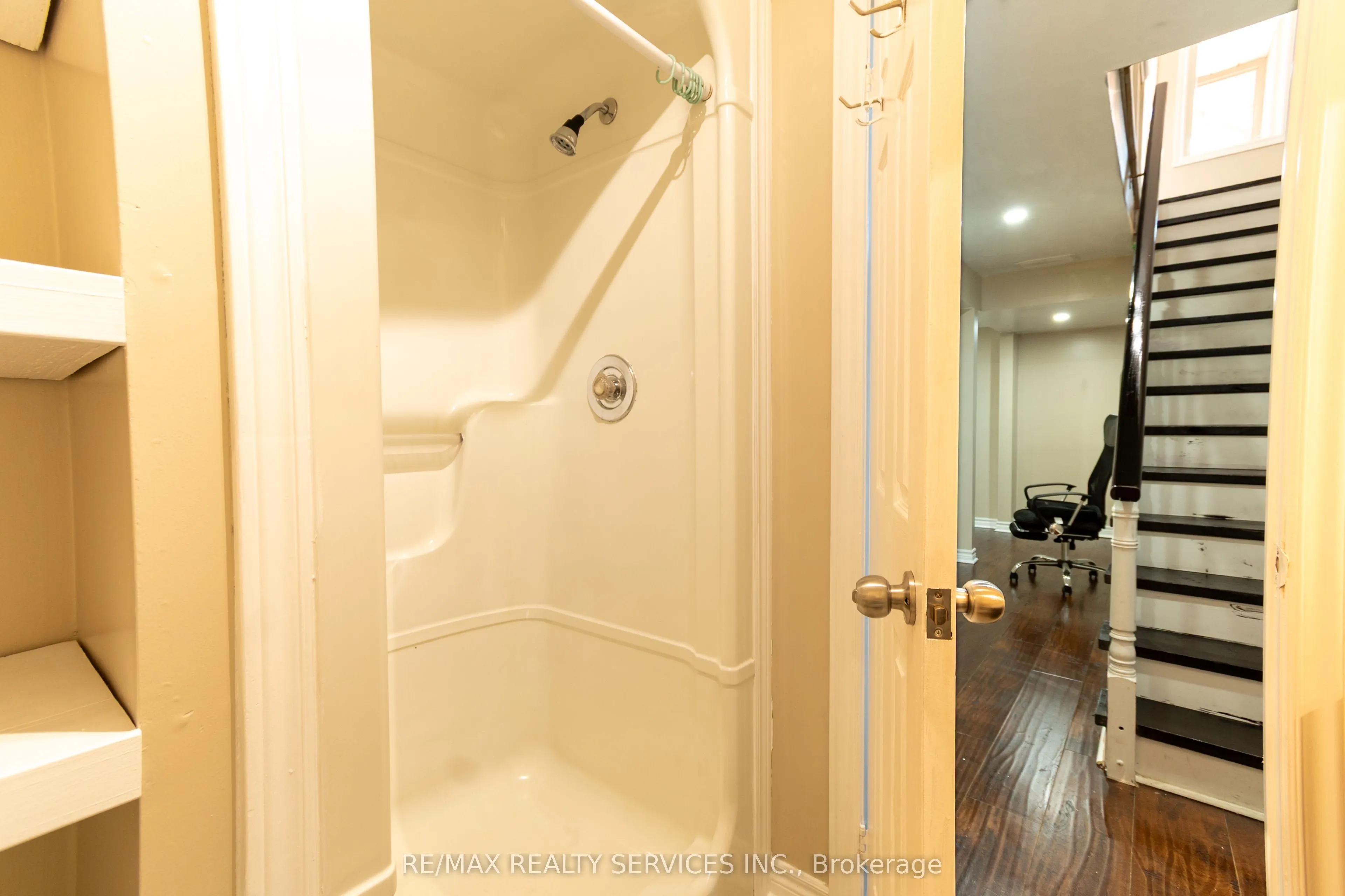 22 O'shaughnessy Crescent
