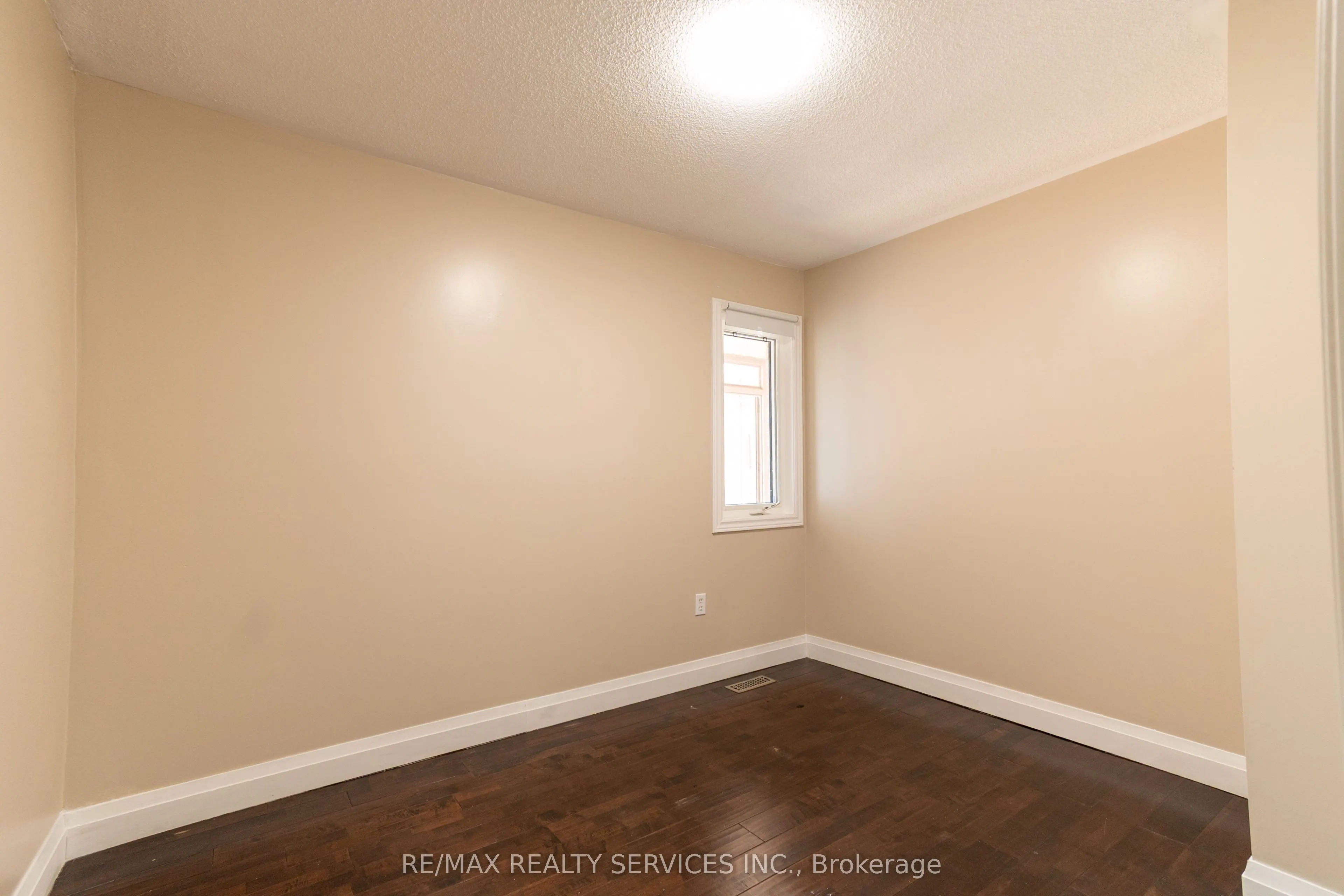 22 O'shaughnessy Crescent