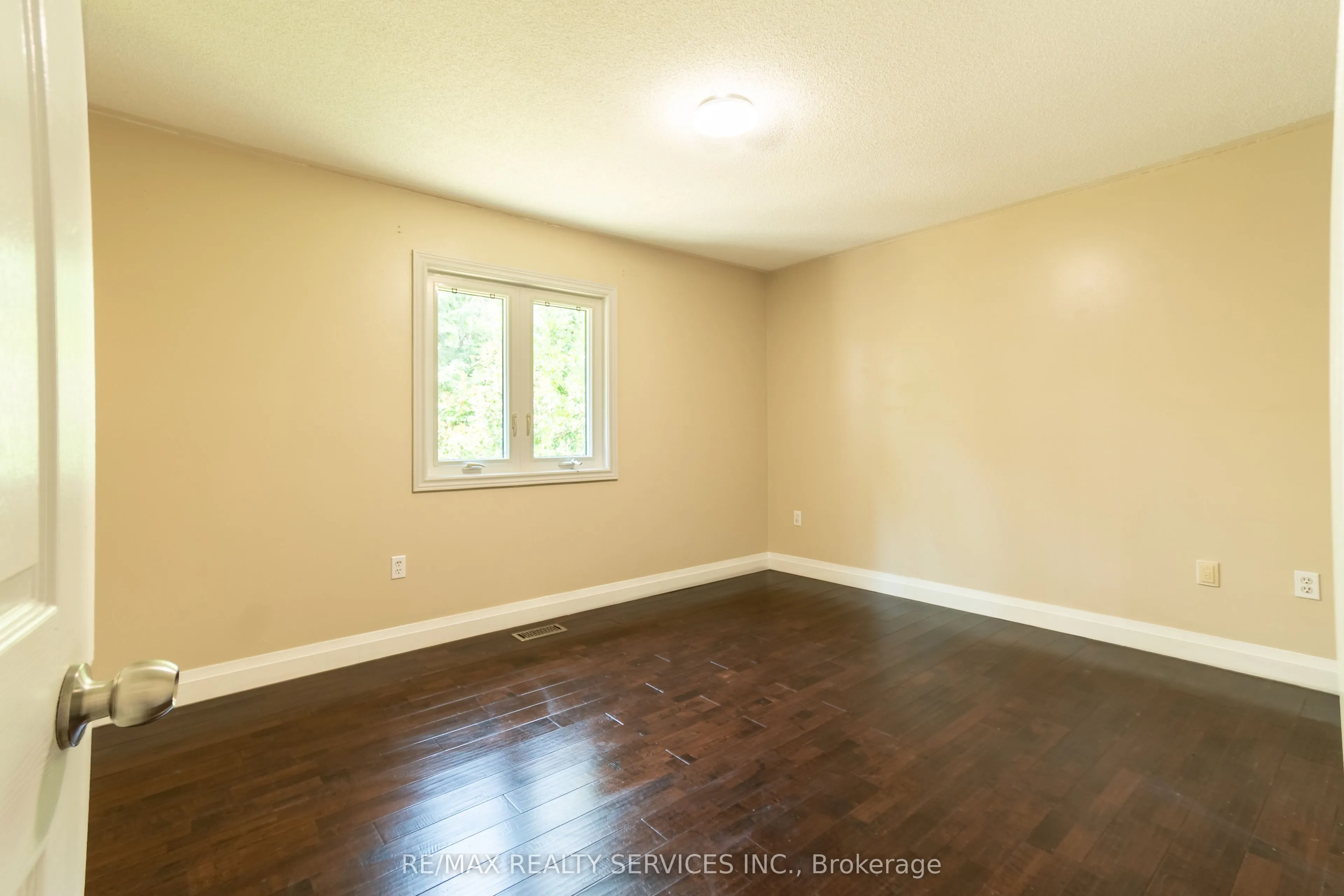 22 O'shaughnessy Crescent