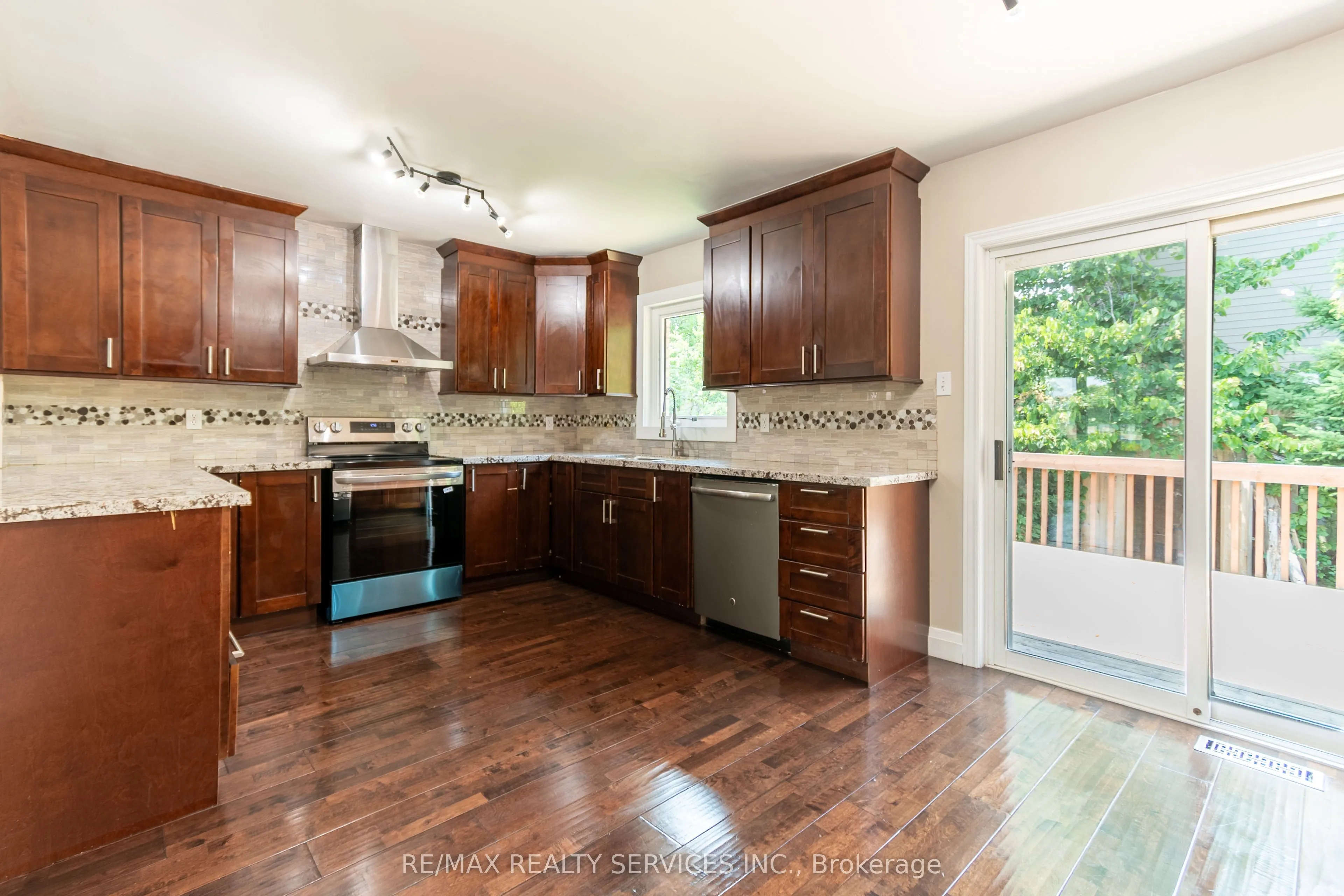 22 O'shaughnessy Crescent