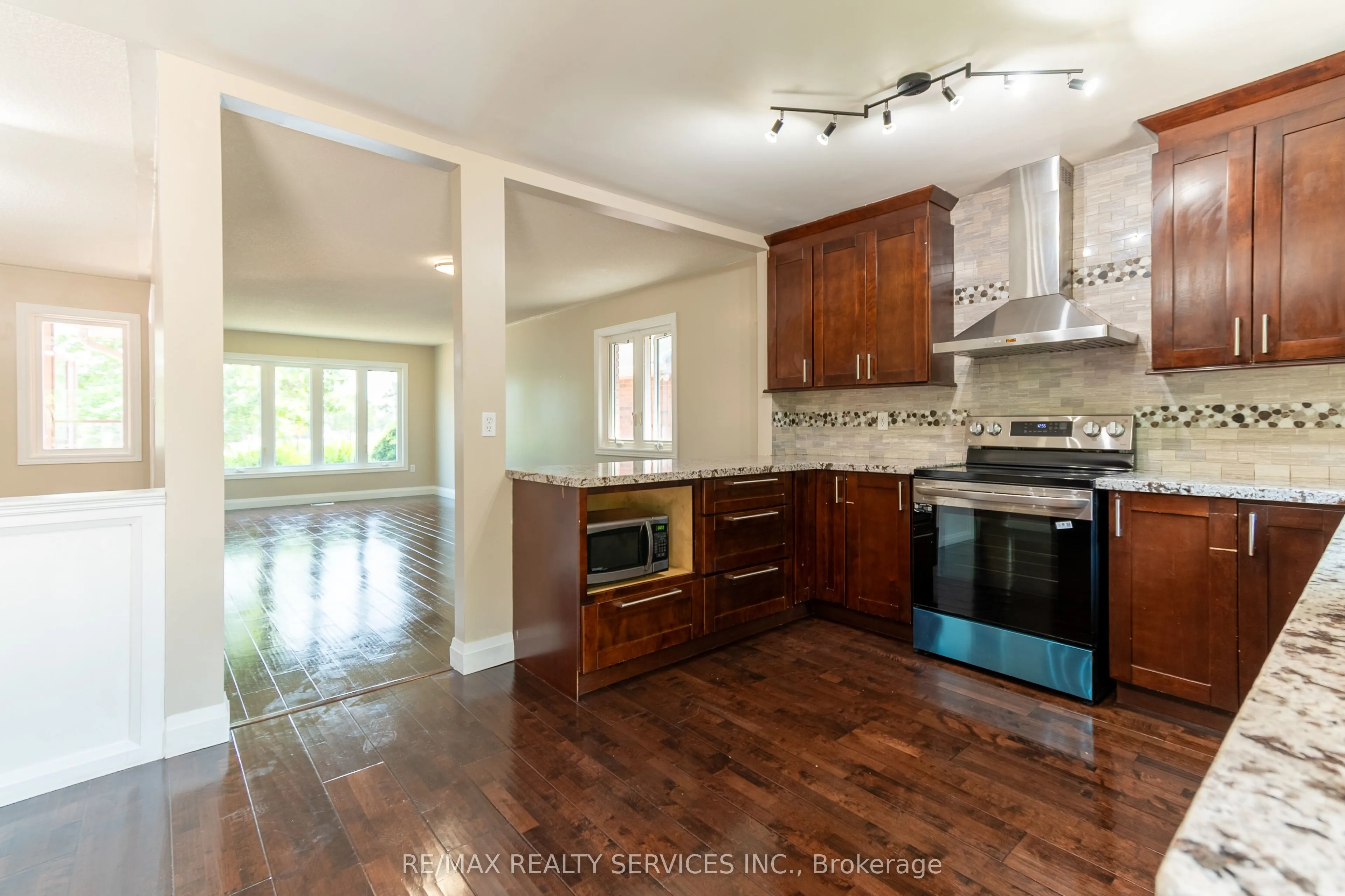 22 O'shaughnessy Crescent