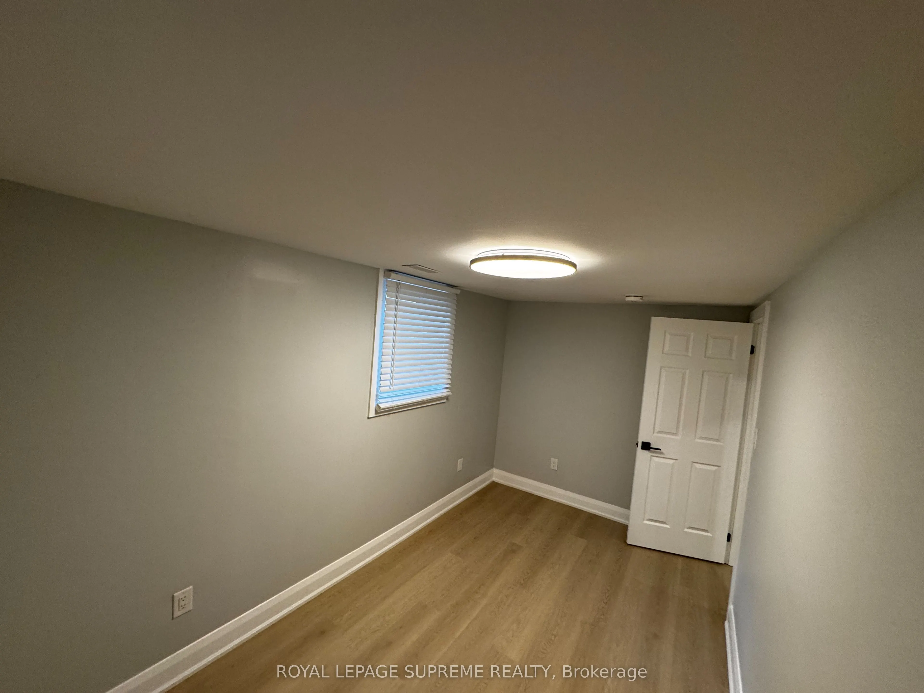 8 Redwood Court, #Basement