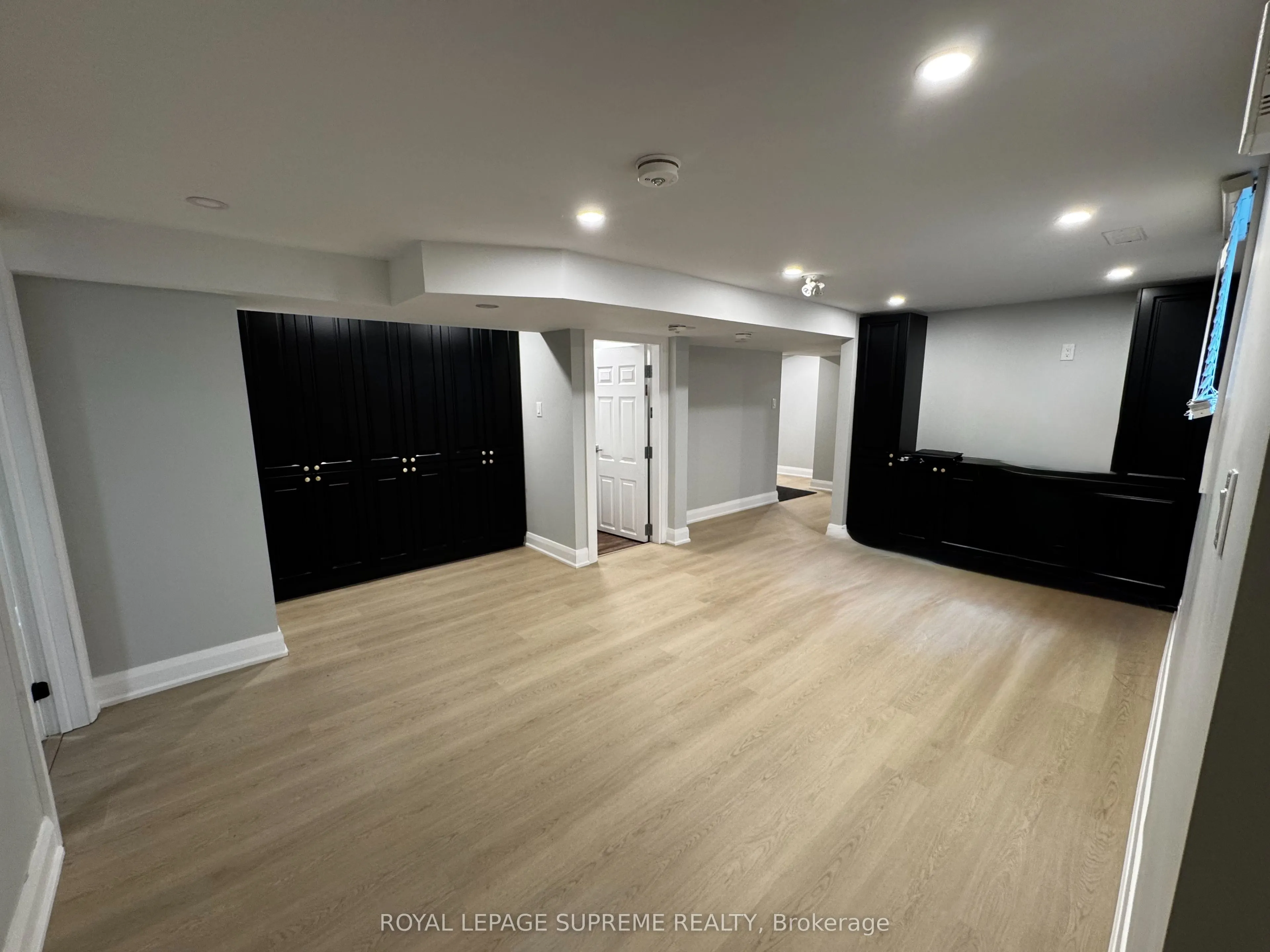 8 Redwood Court, #Basement