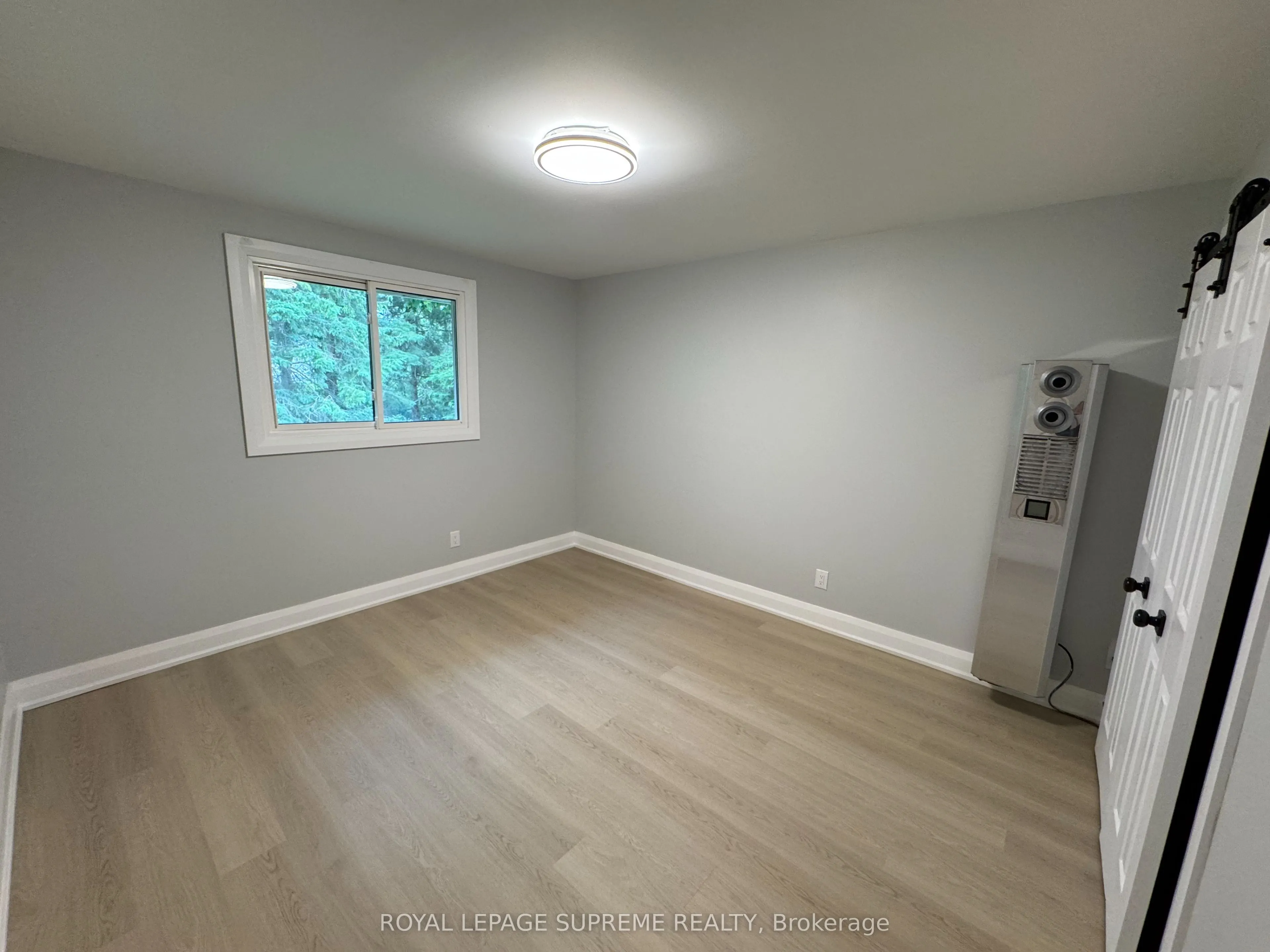 8 Redwood Court, #Upper
