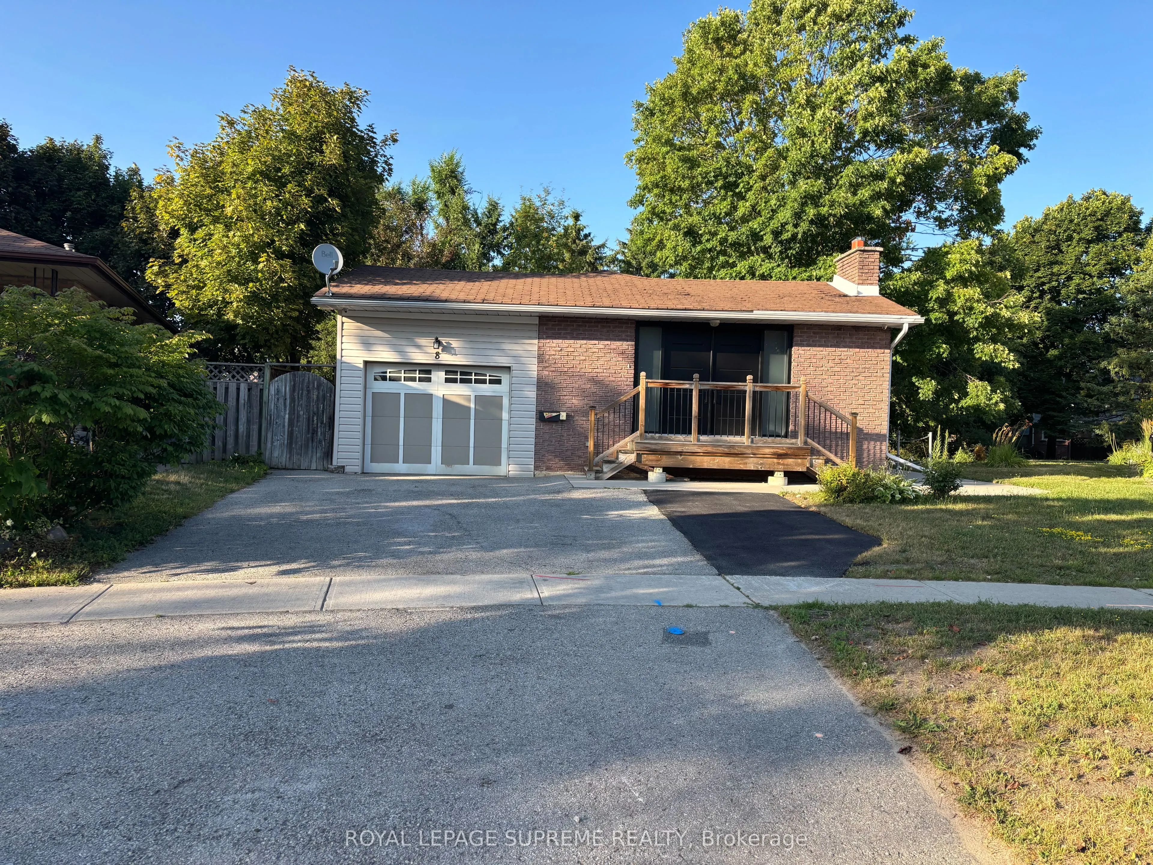 8 Redwood Court, #Upper