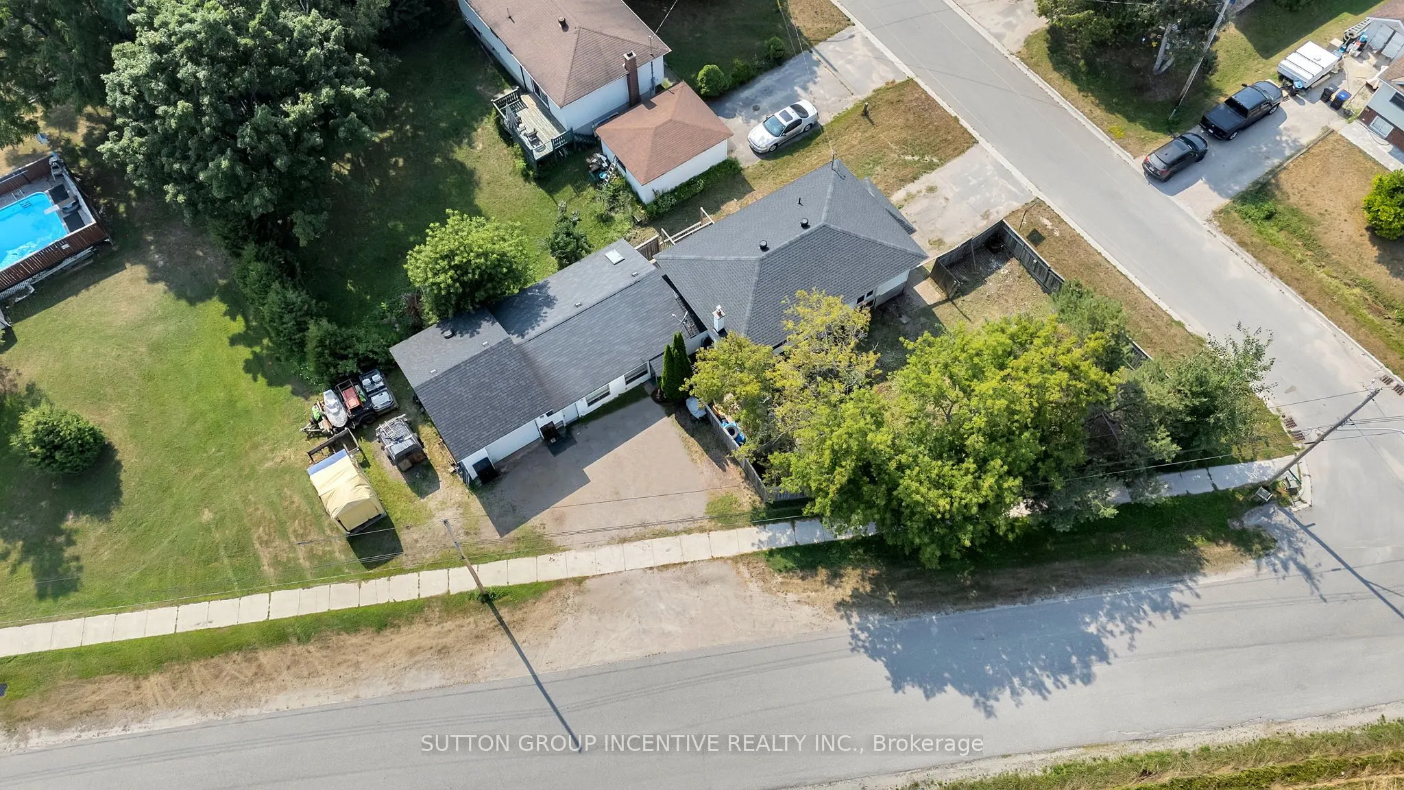 856 Ney Avenue