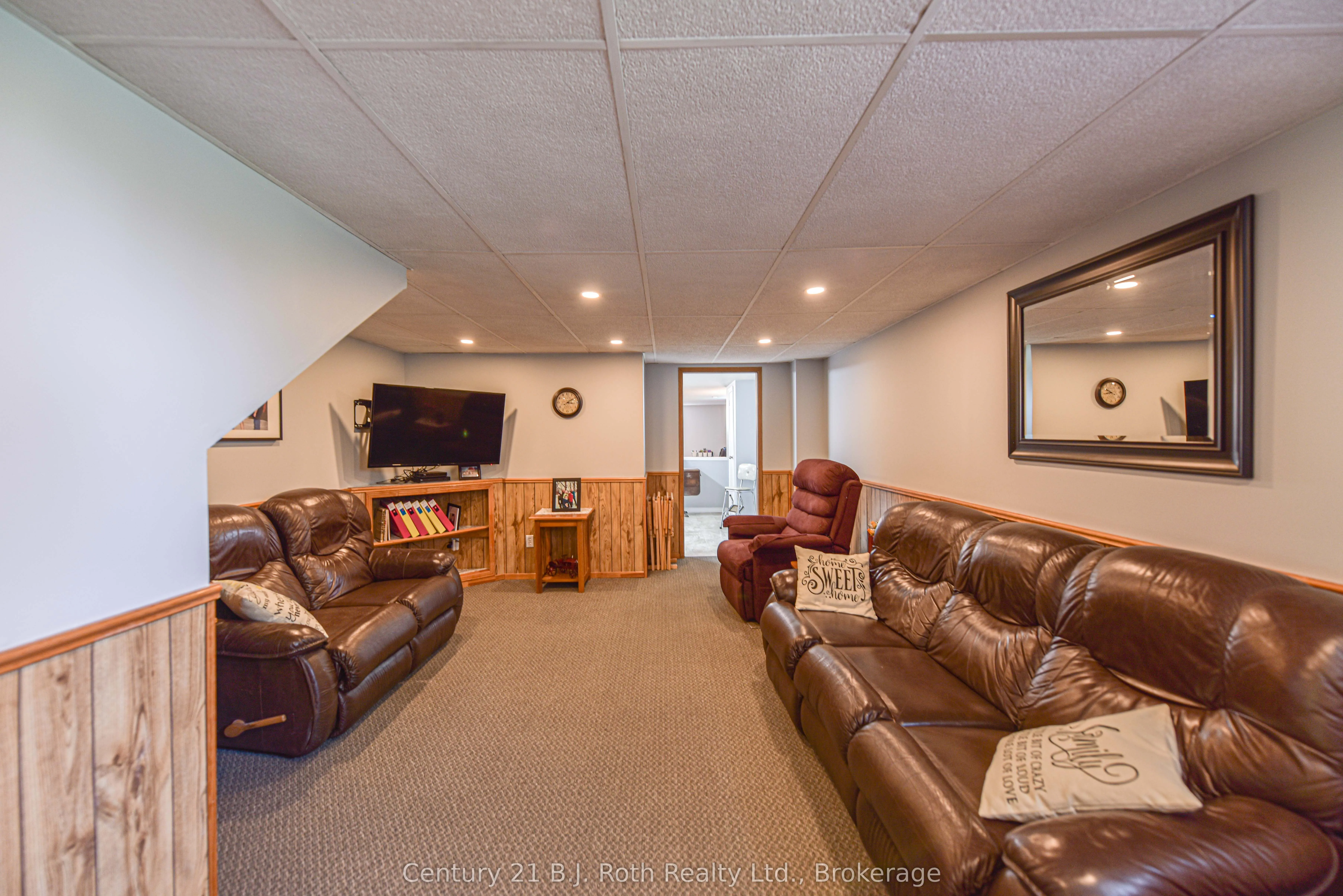 1579 Wainman Line