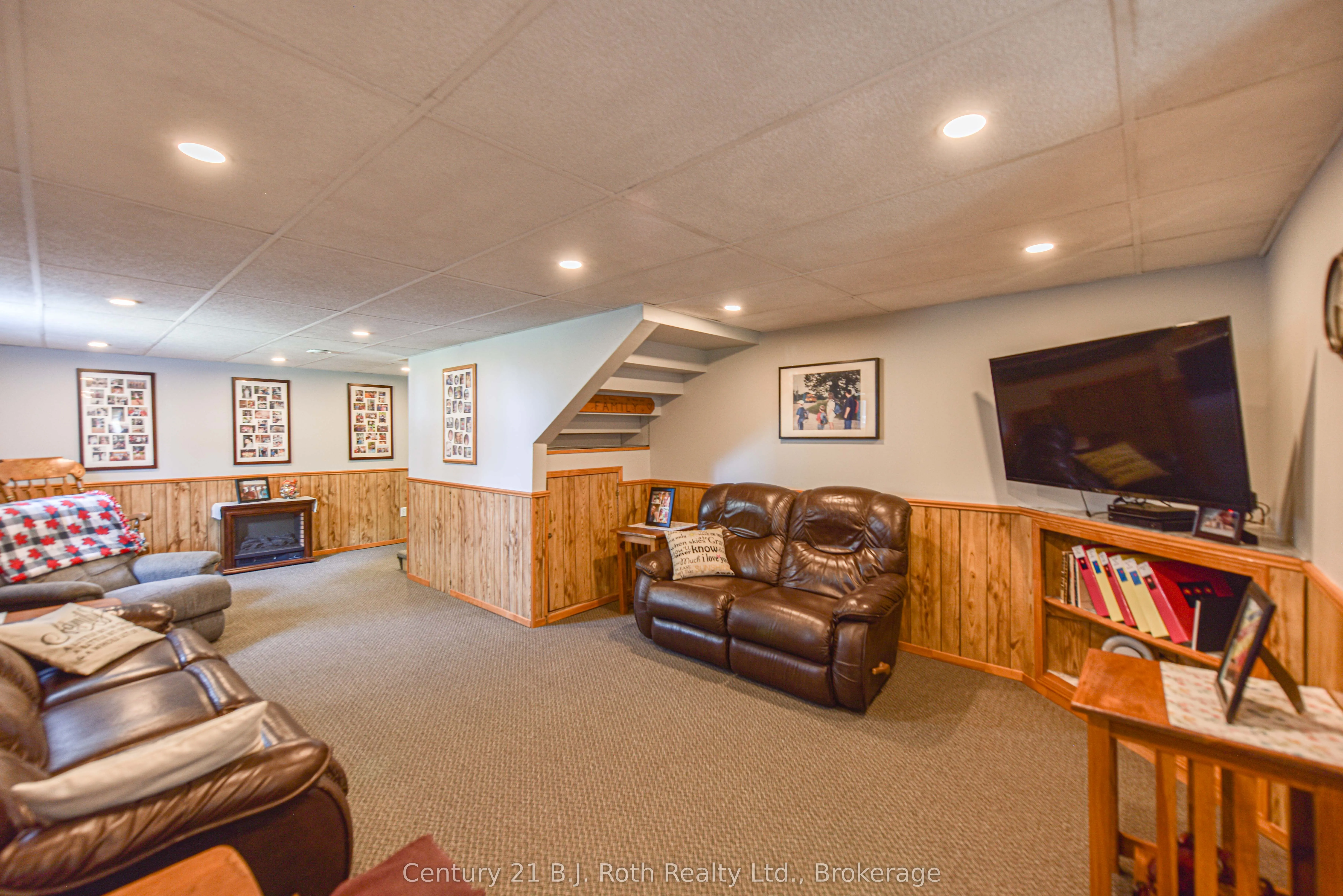 1579 Wainman Line