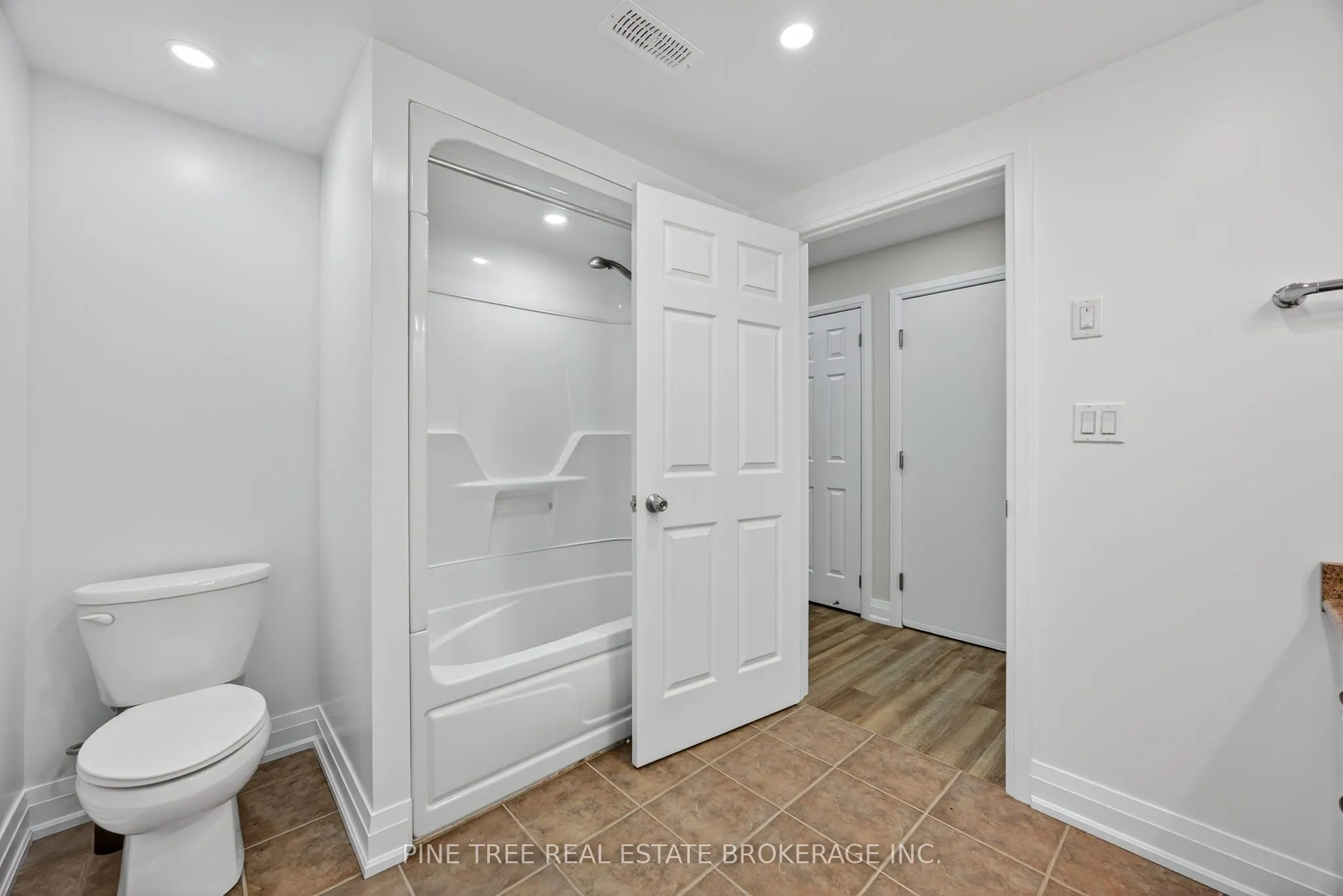 393 Grenville Avenue
