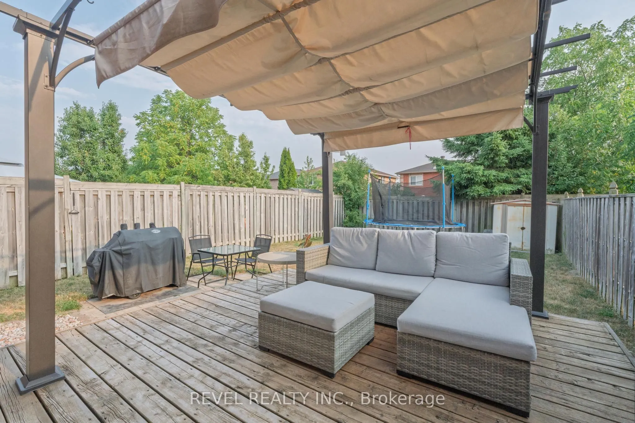 351 Dunsmore Lane E