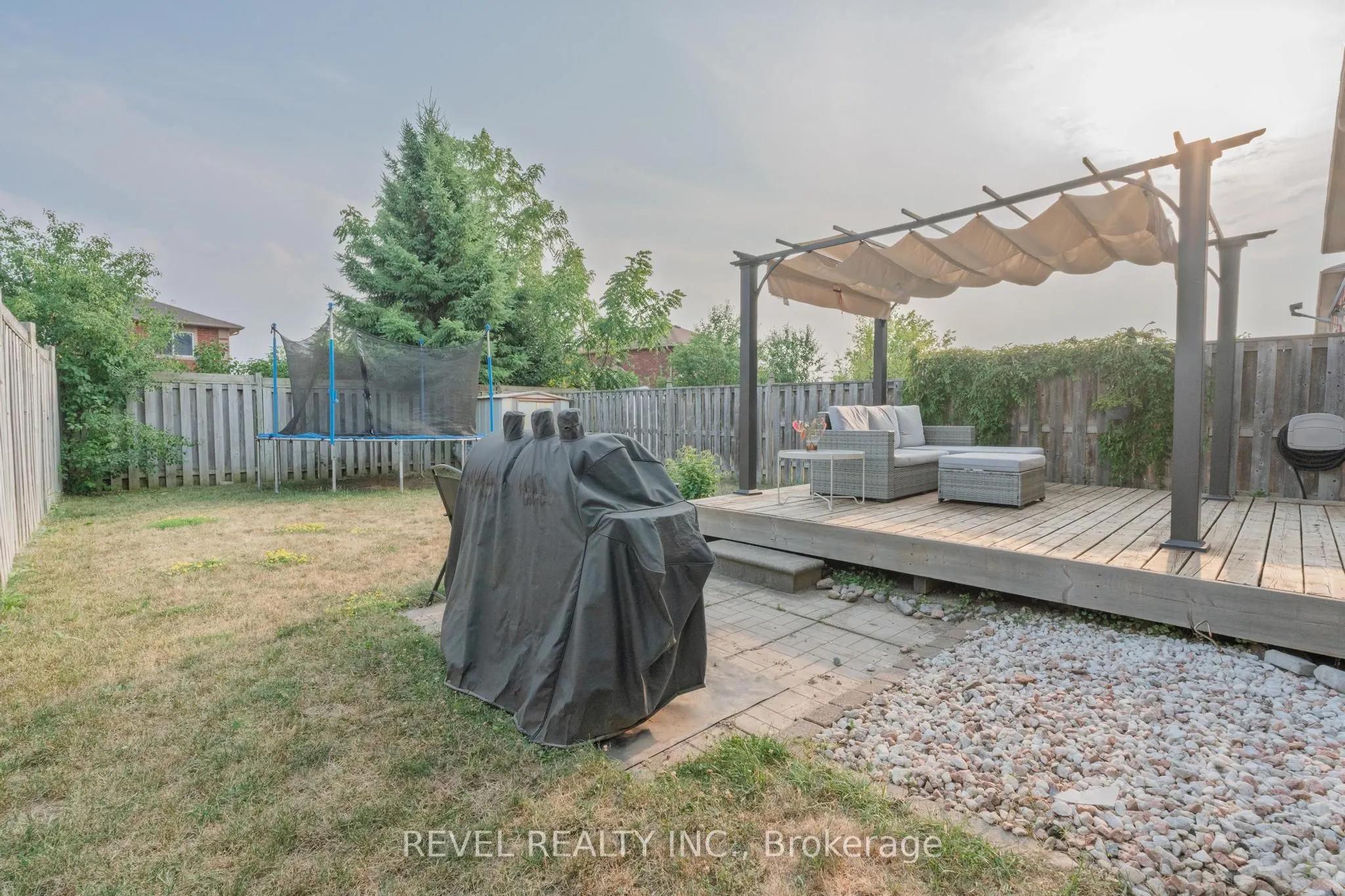 351 Dunsmore Lane E