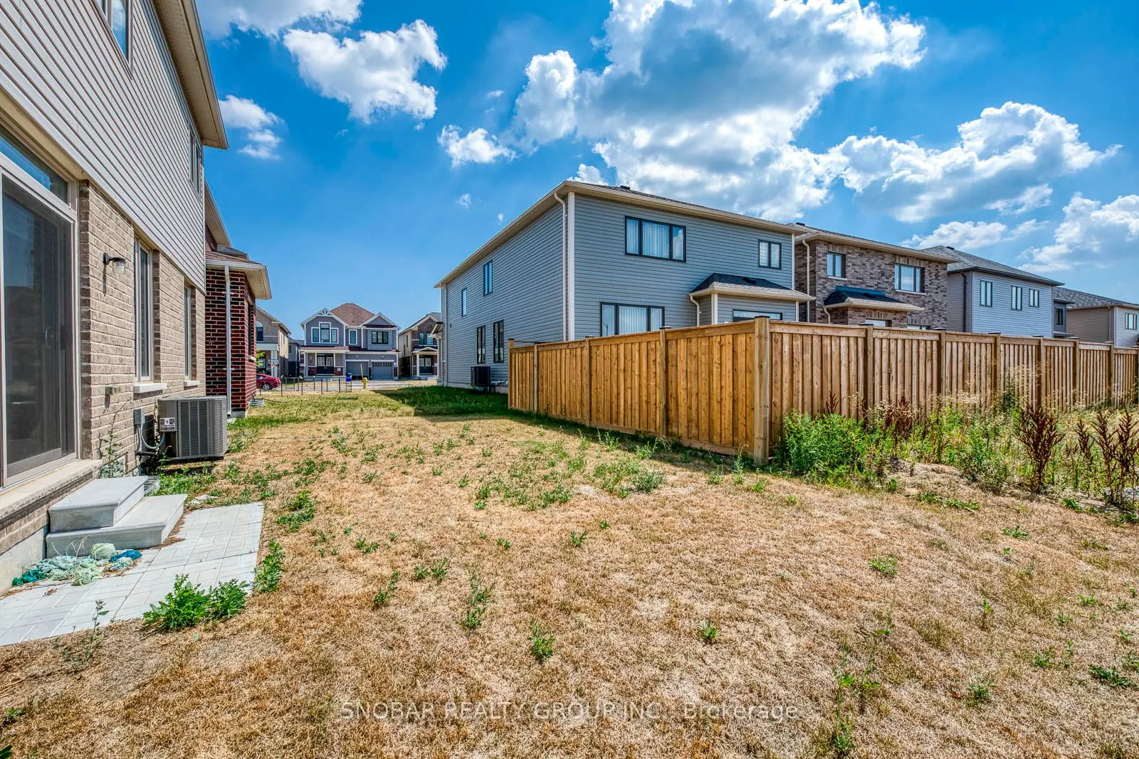 15 Valleybrook Road