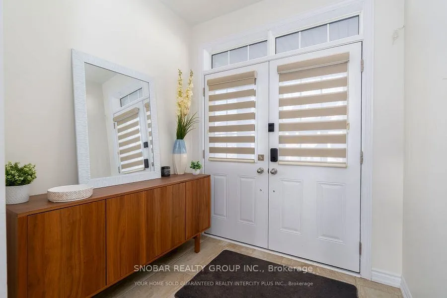 15 Valleybrook Road
