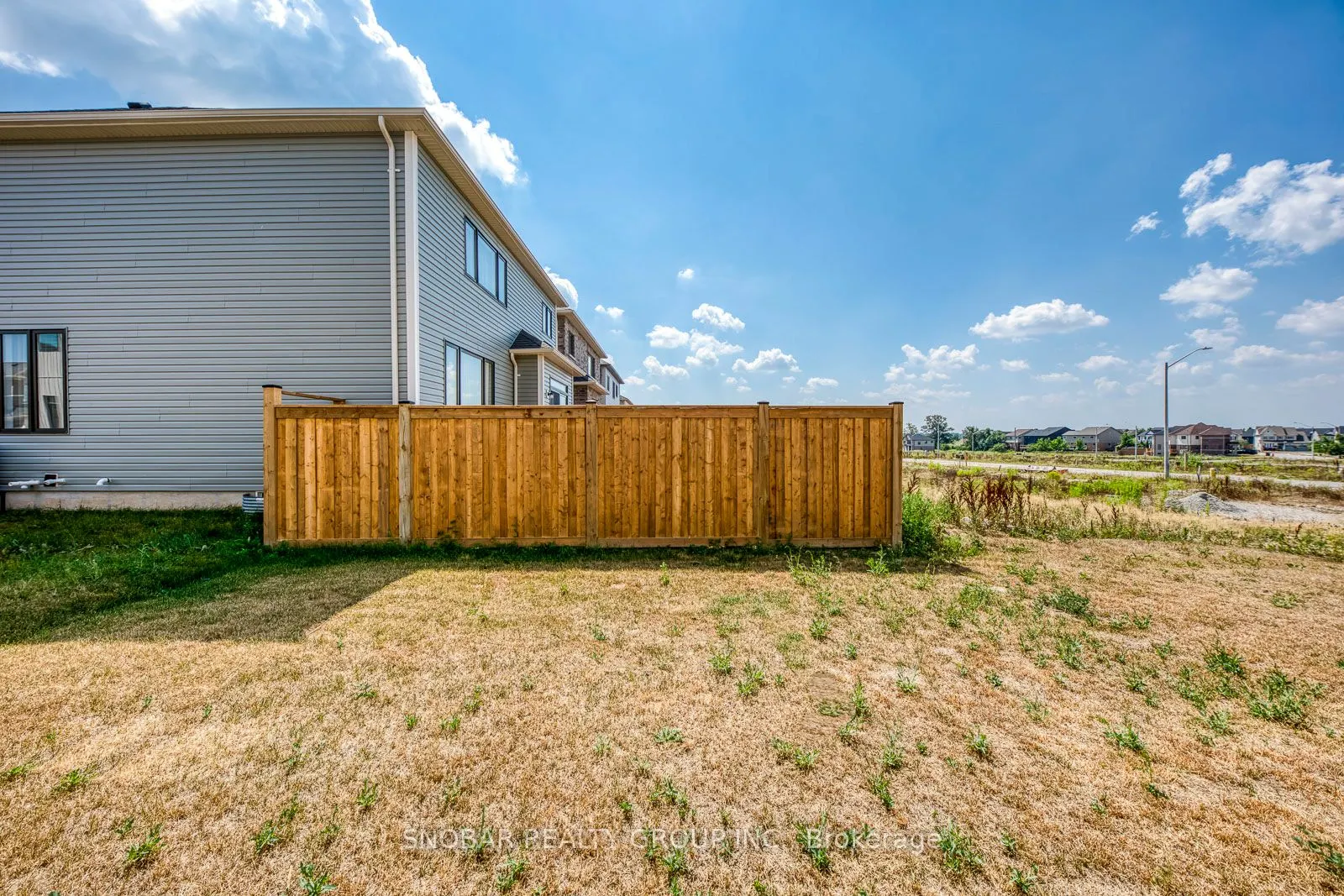 15 Valleybrook Road