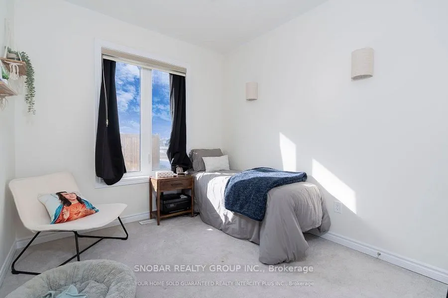15 Valleybrook Road