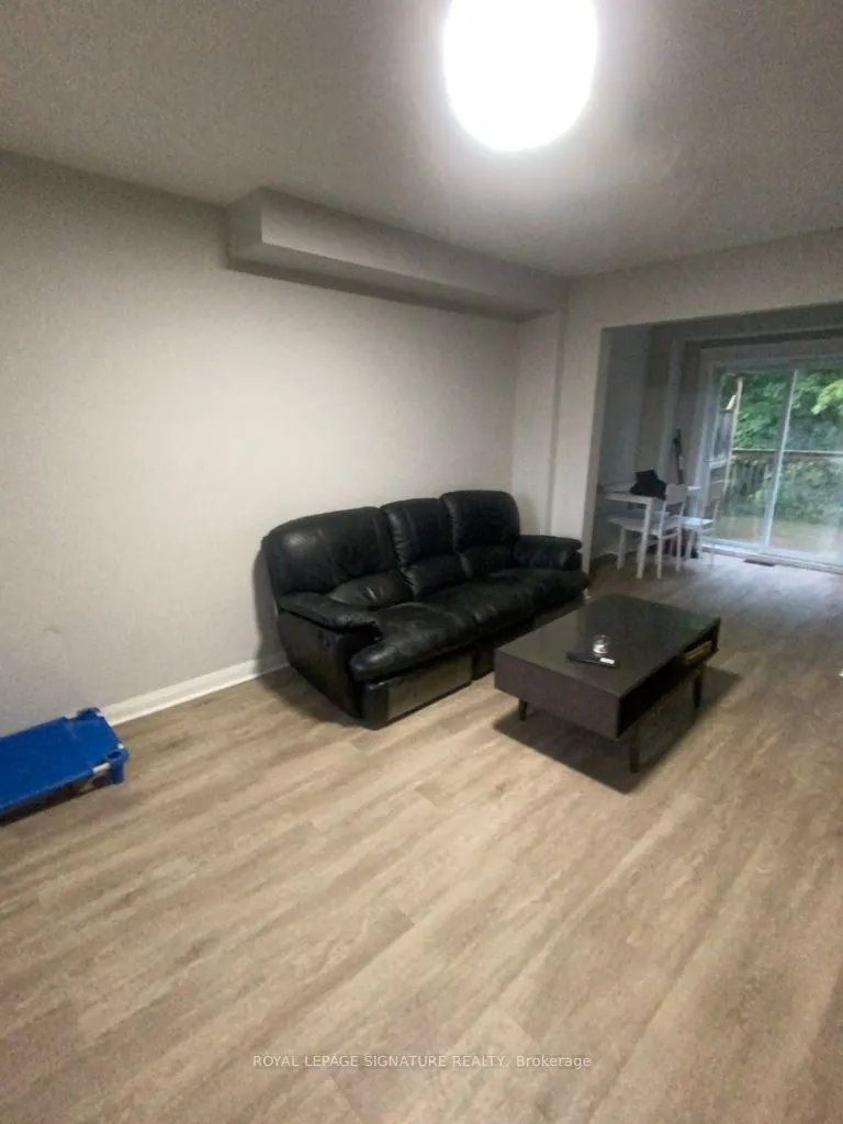 54 Hawthorne Crescent