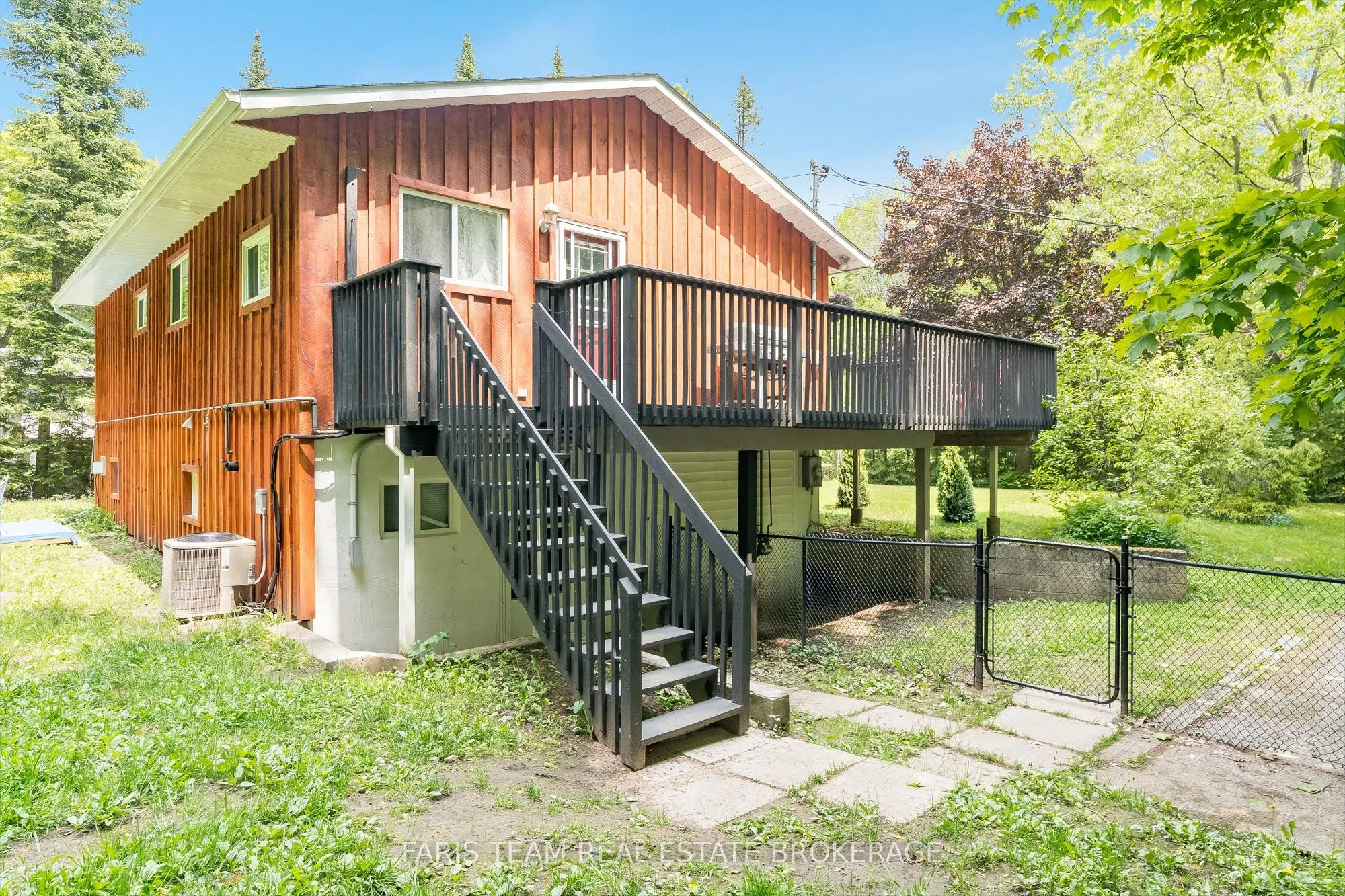 1474 Champlain Road