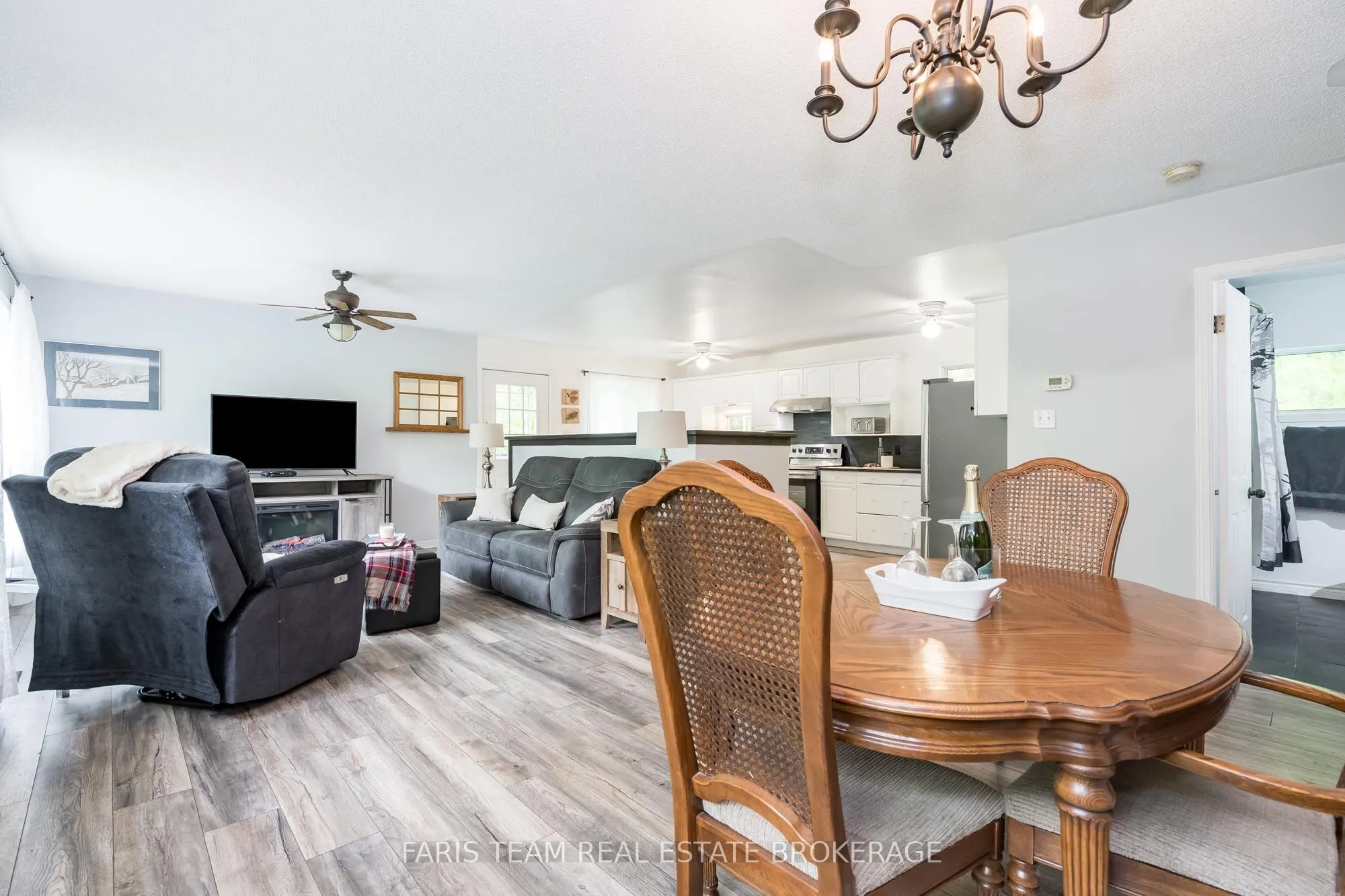1474 Champlain Road