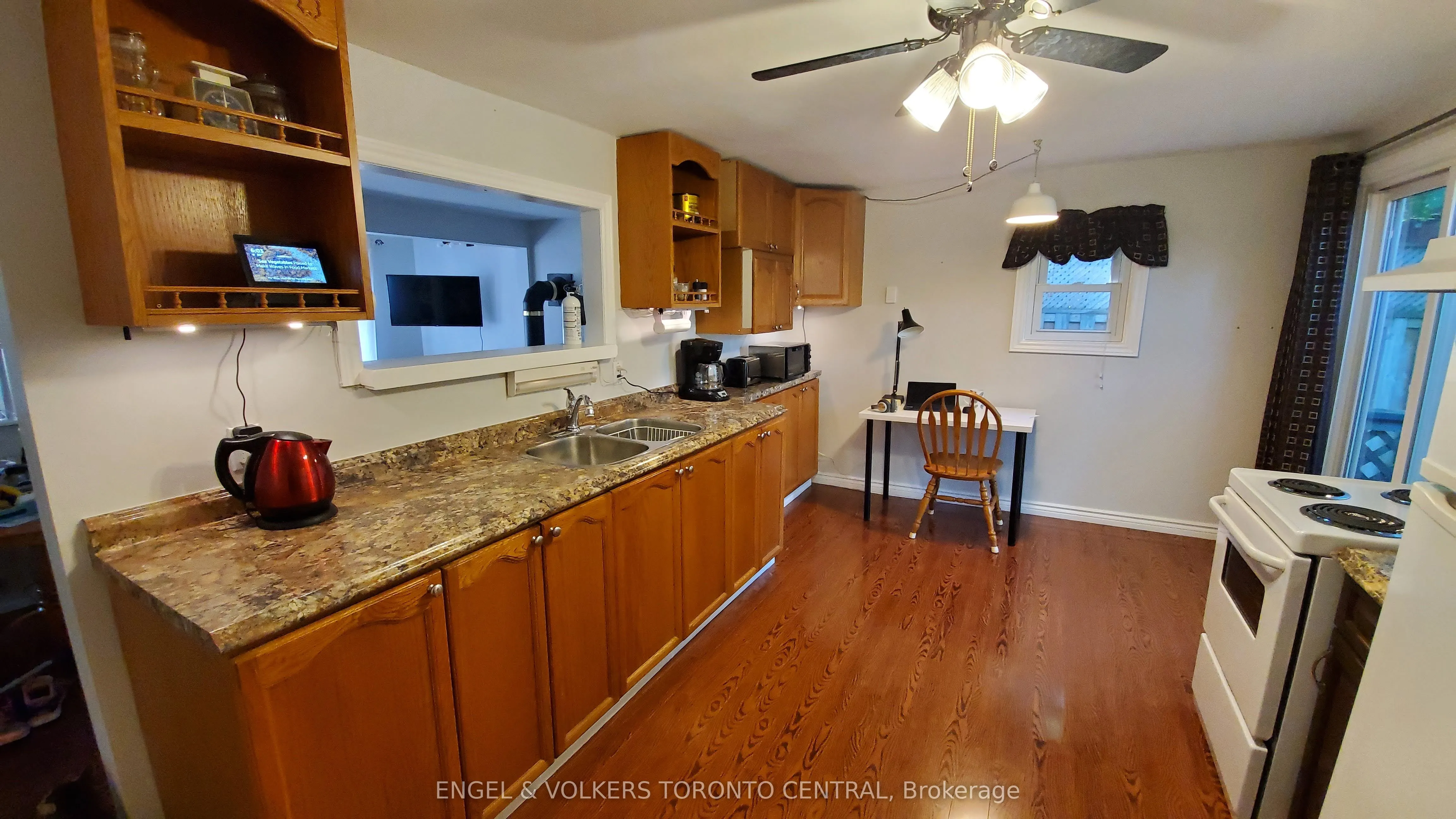 55 47th Street N