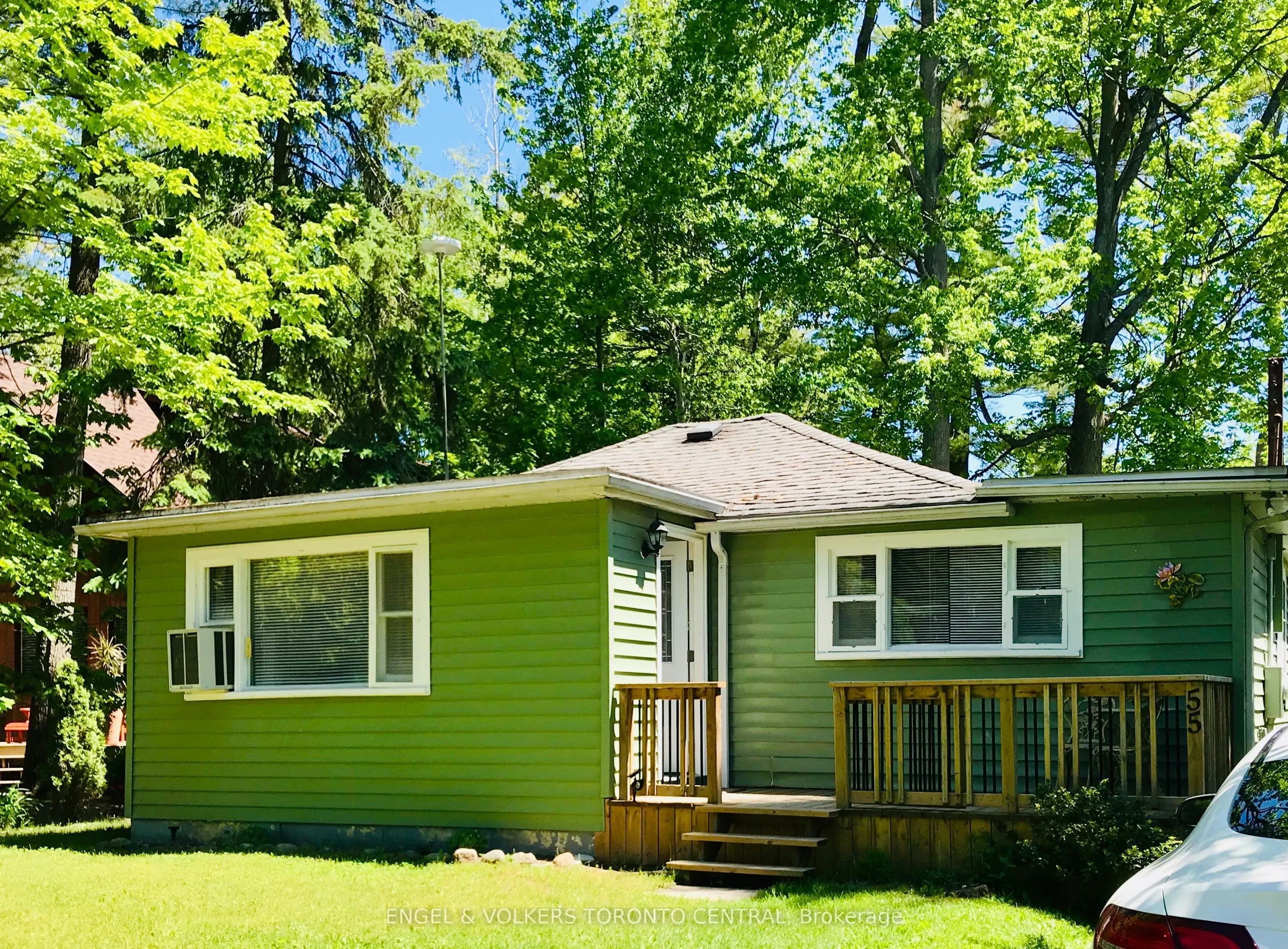55 47th Street N