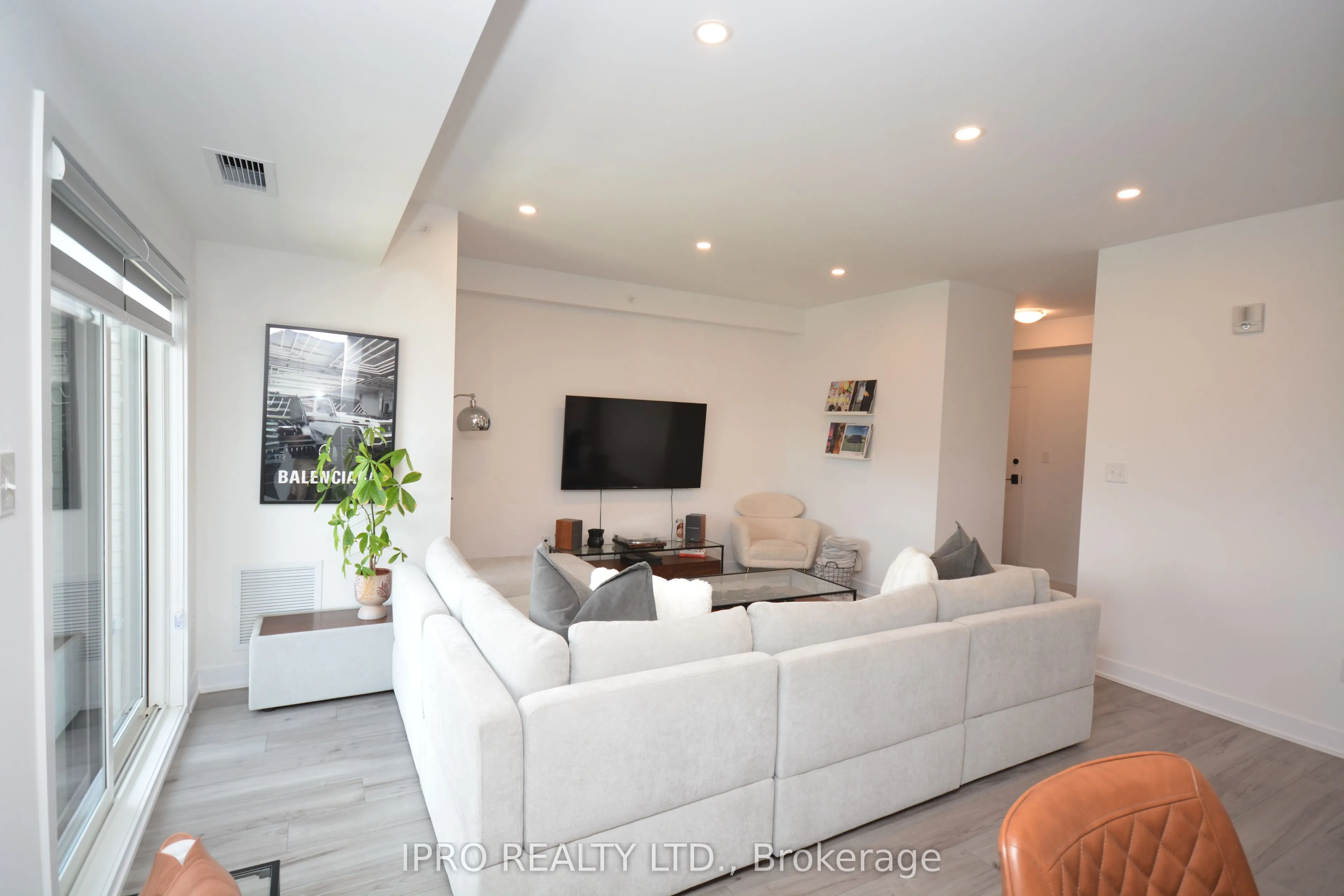8 Culinary Lane, #411