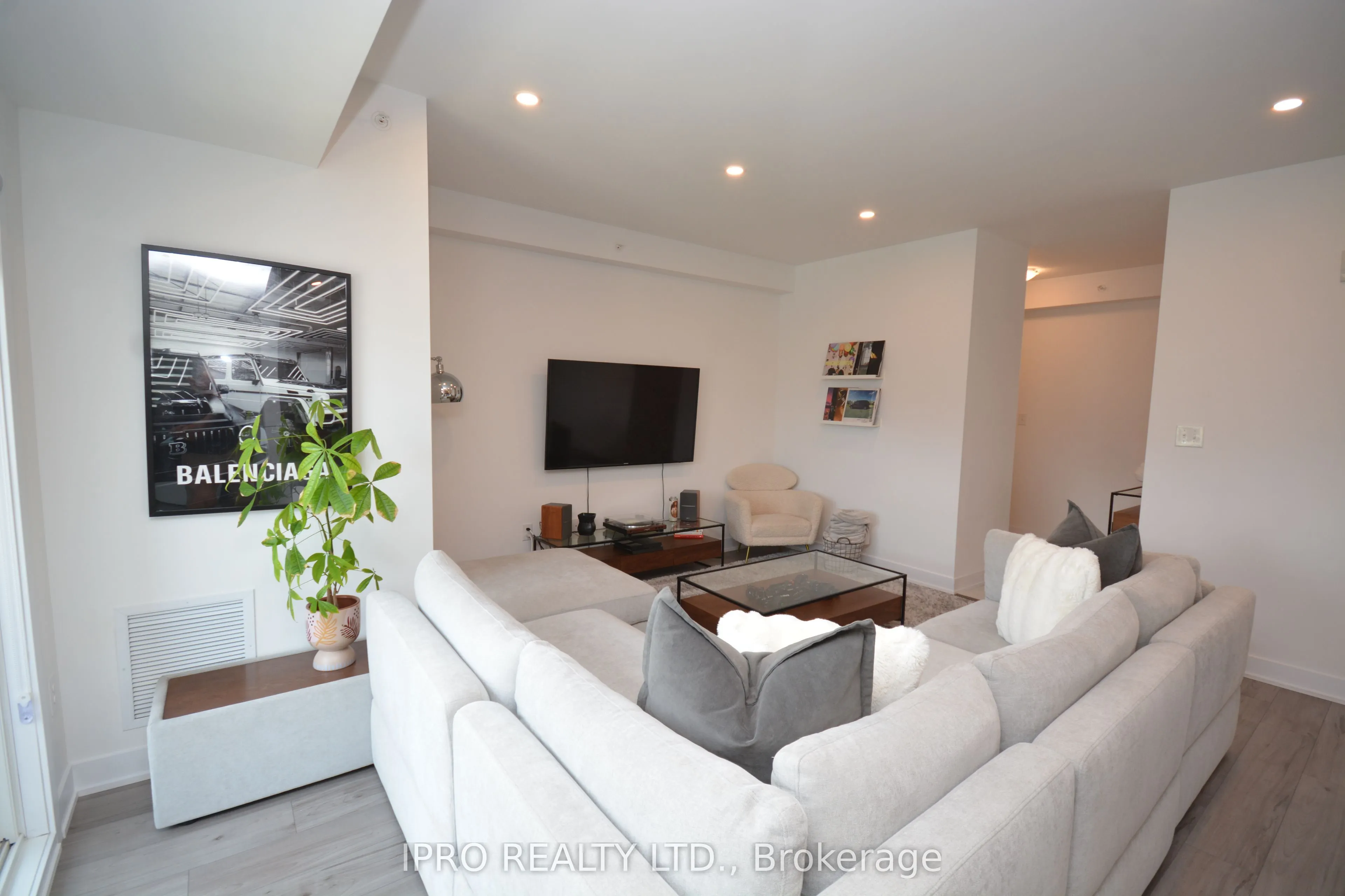 8 Culinary Lane, #411