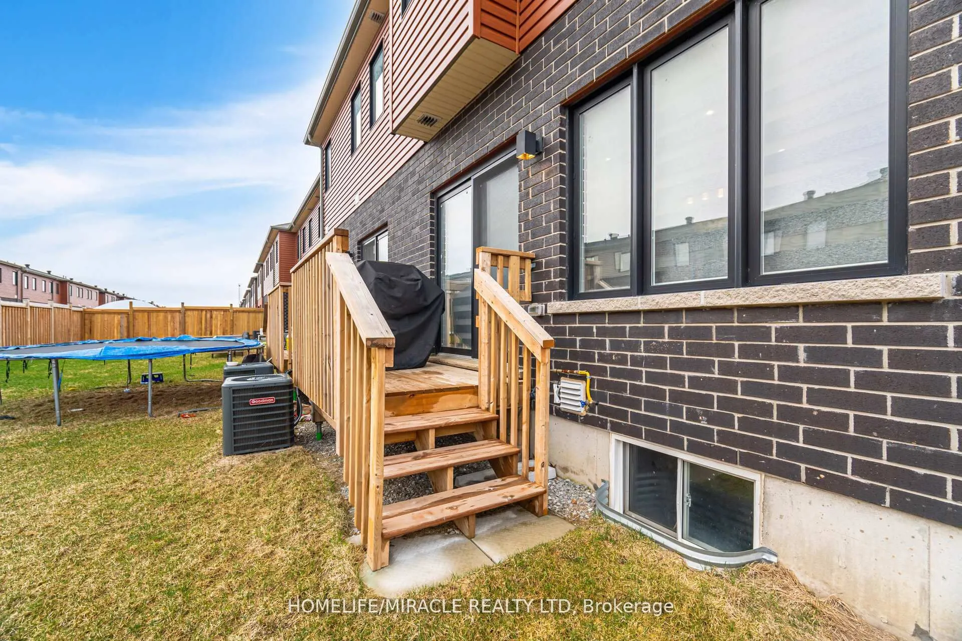 92 Fairlane Avenue