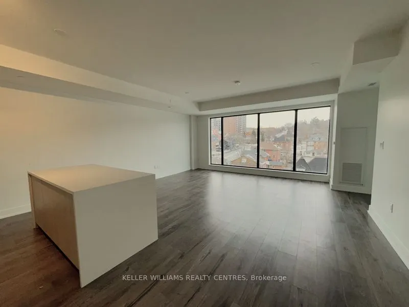185 Dunlop Street E, #621