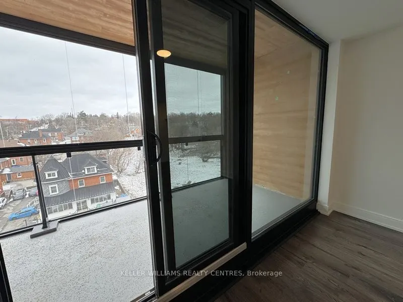 185 Dunlop Street E, #621