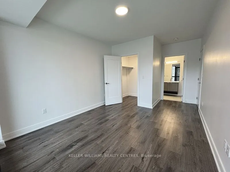185 Dunlop Street E, #621