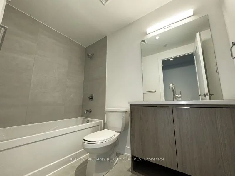 185 Dunlop Street E, #621