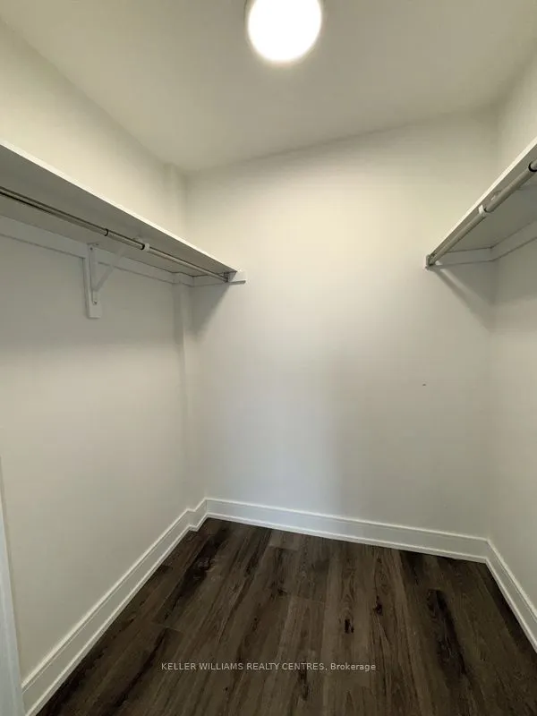 185 Dunlop Street E, #621