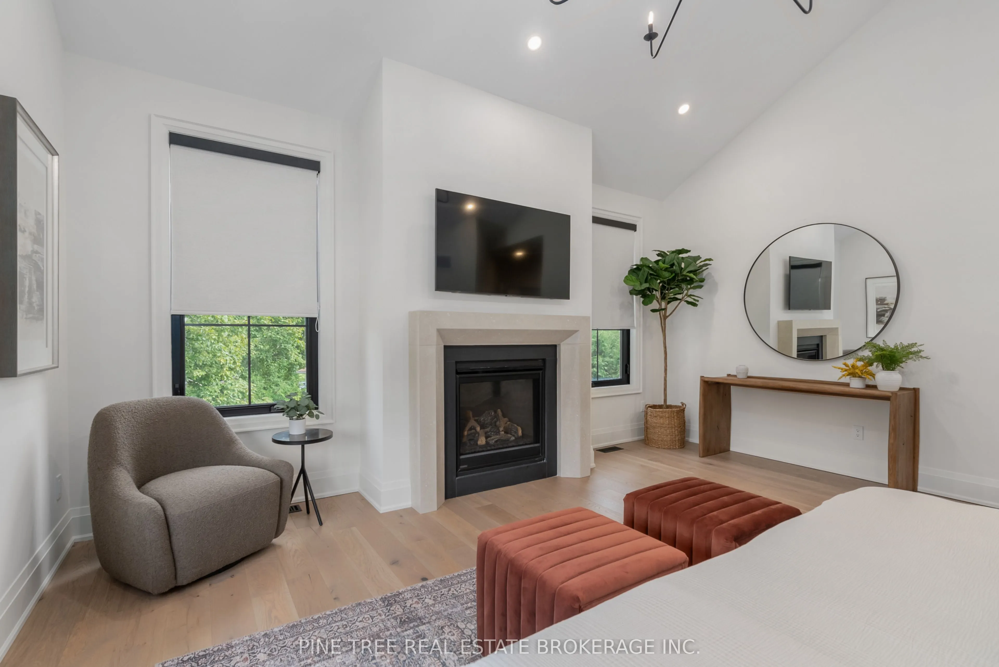 271 Codrington Street